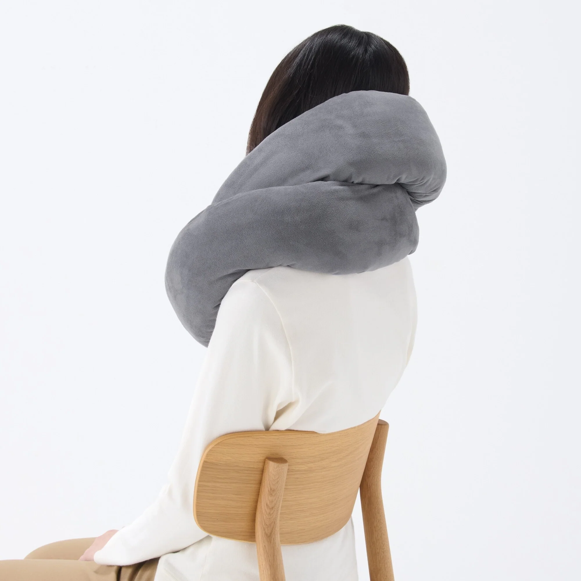 Soft Loop Cushion - Image 13