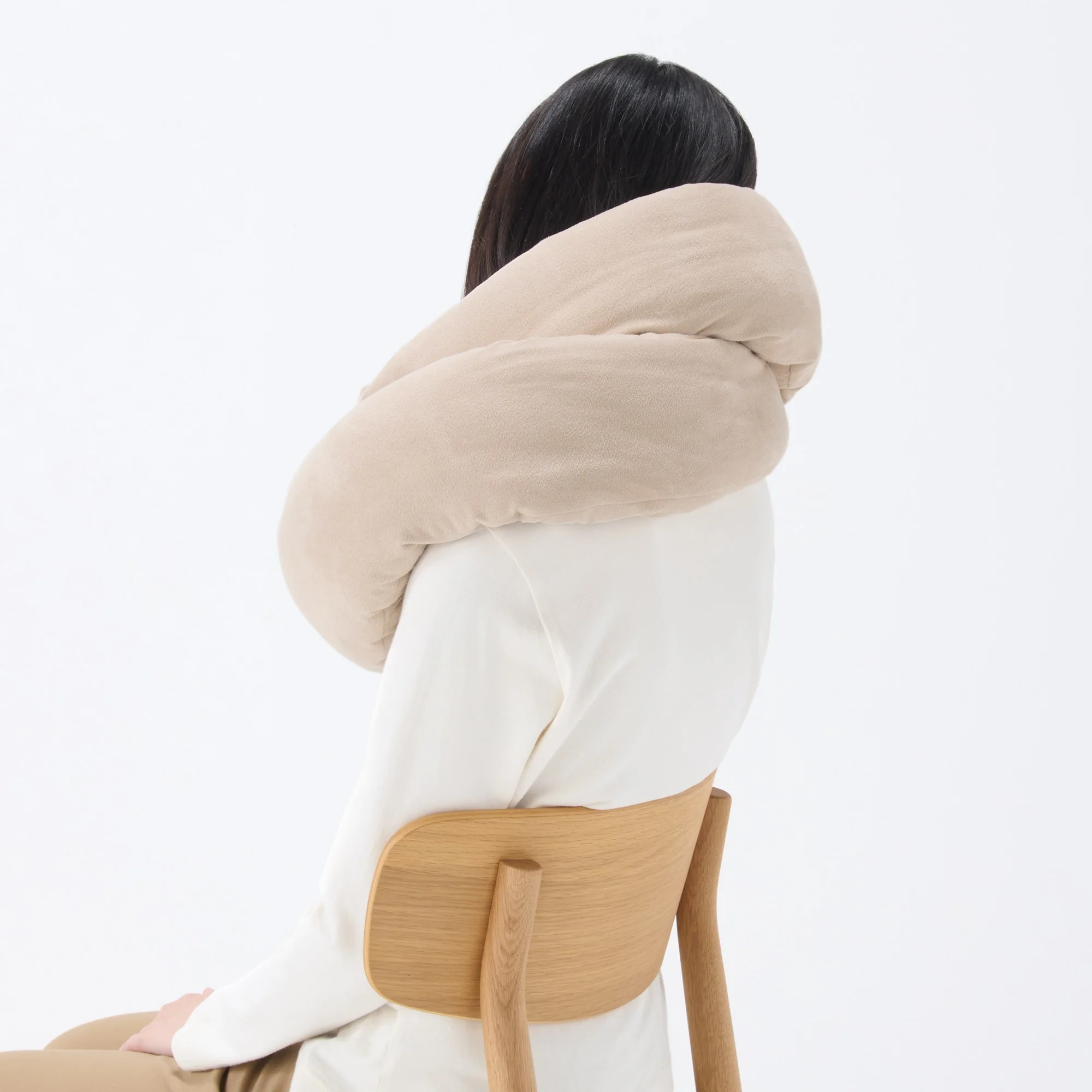 Soft Loop Cushion - Image 20