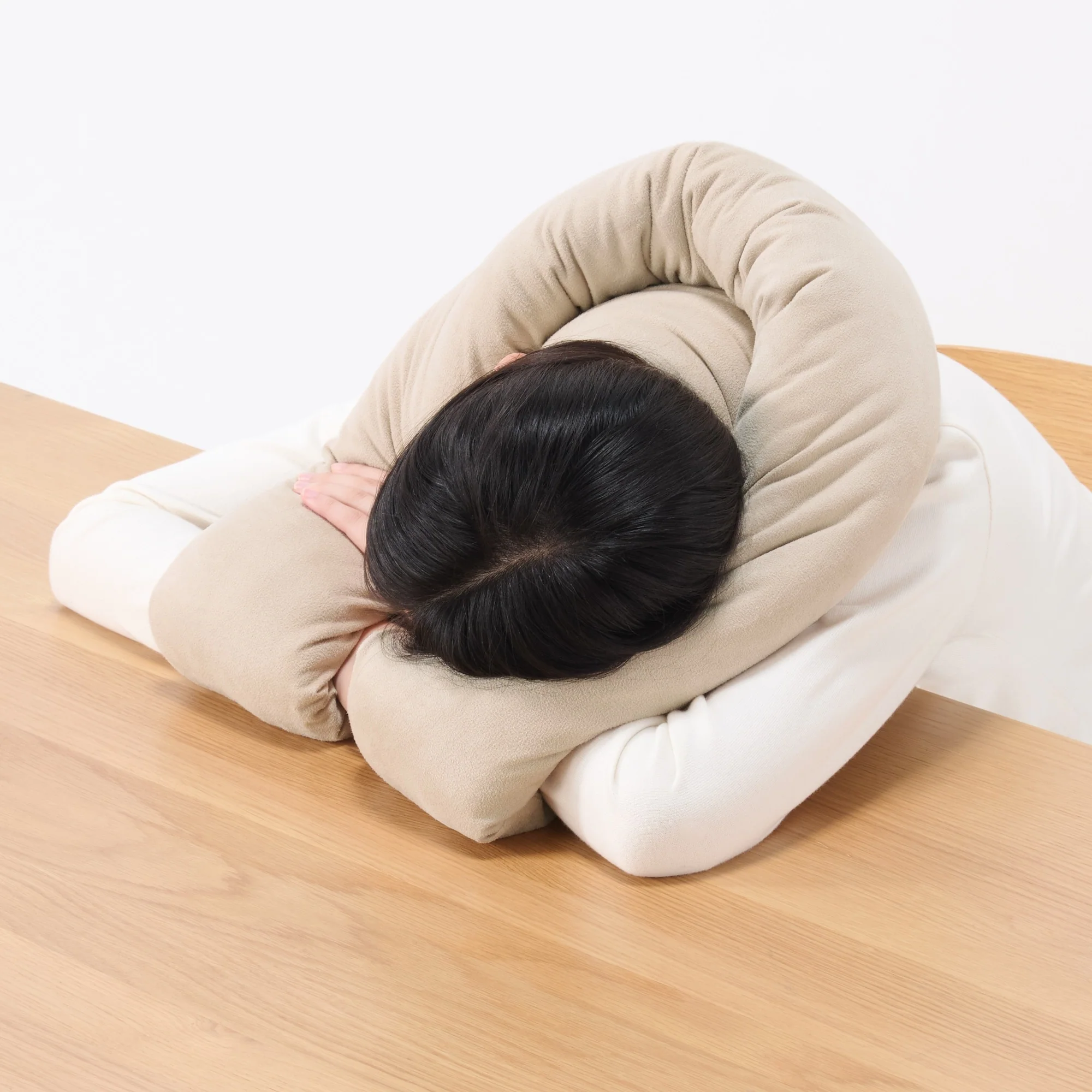 Soft Loop Cushion - Image 21