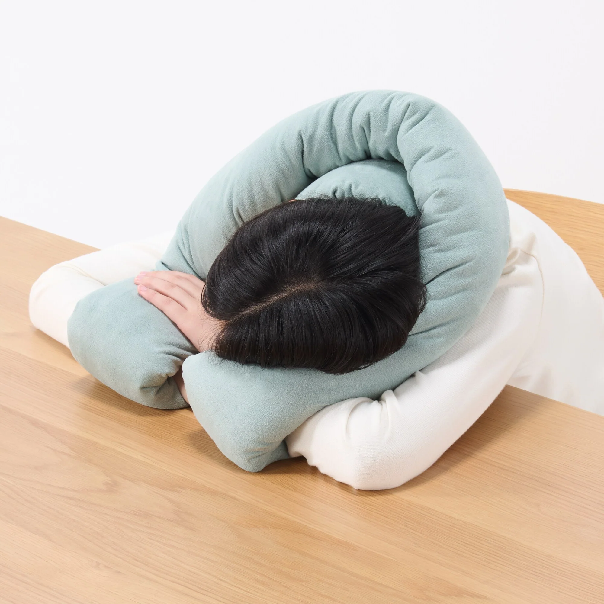Soft Loop Cushion - Image 7