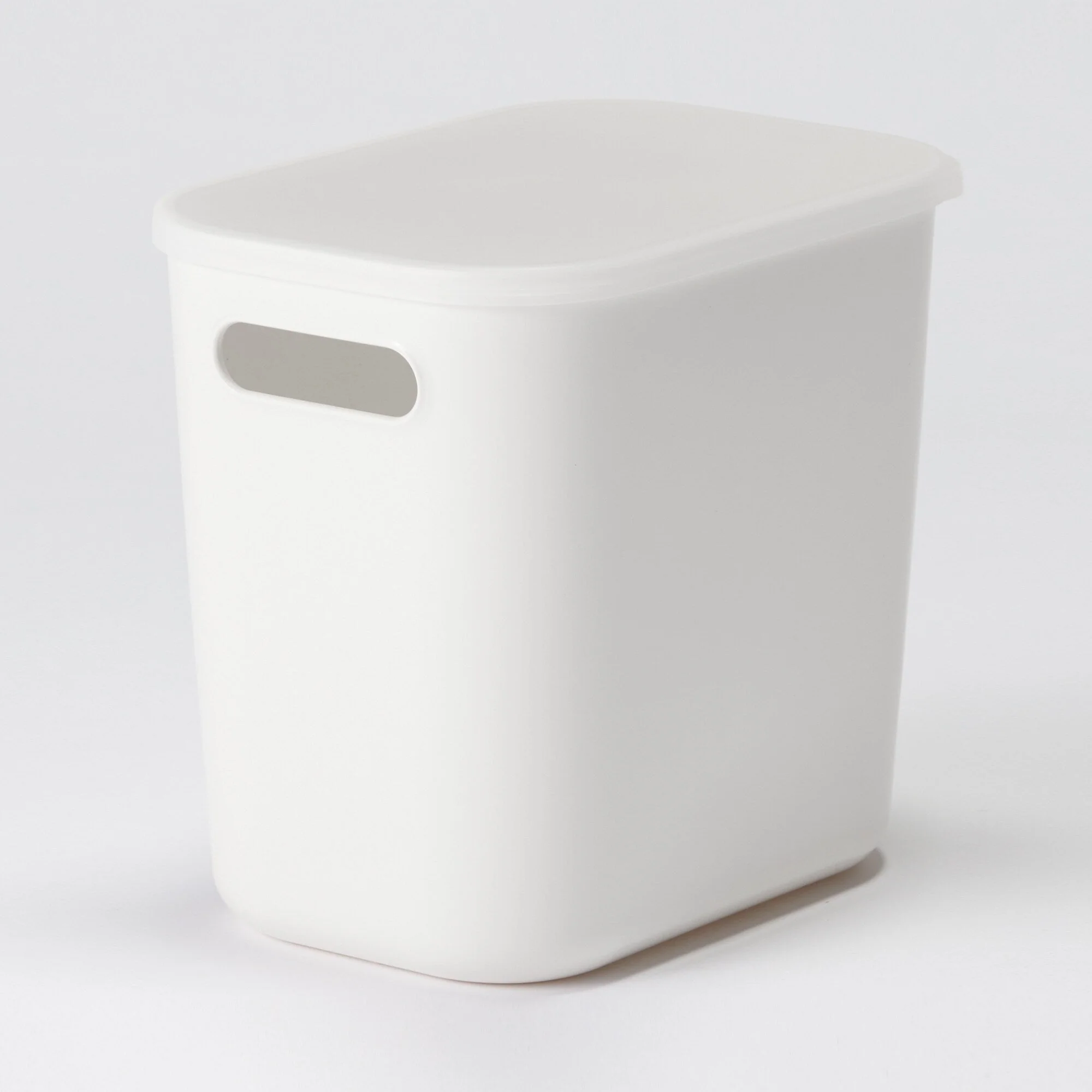 Soft Polyethylene Case Half Size - Large (W18 x D25.5 x H24 cm) - Image 4