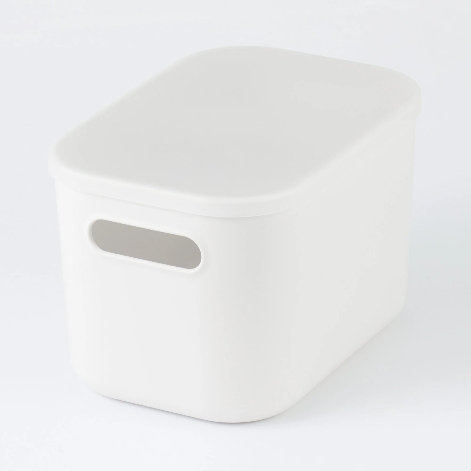 Soft Polyethylene Case Half Size - Medium (W18 x D25.5 x H16 cm) - Image 2