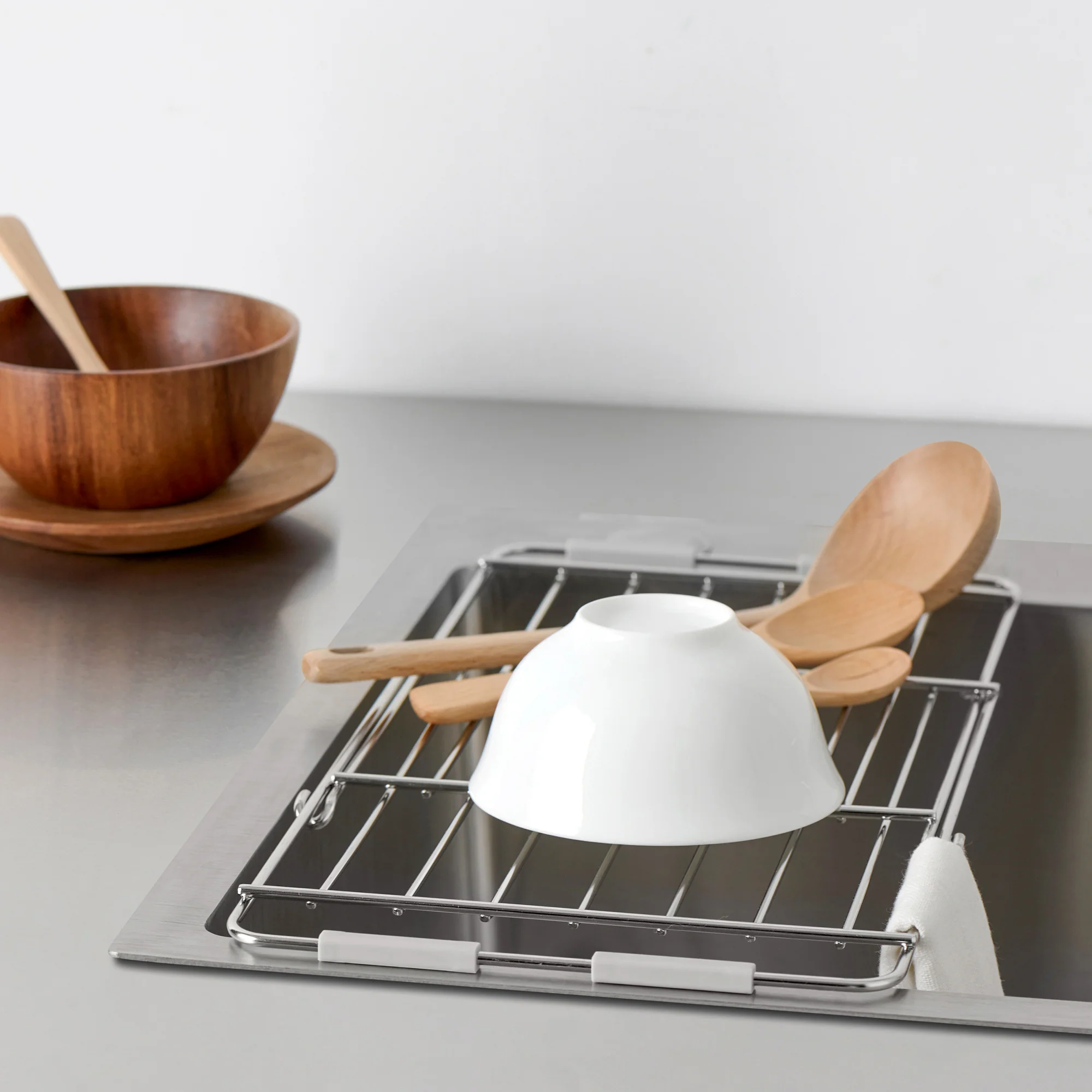 Stainless Steel Extendable Drain Rack - Image 2
