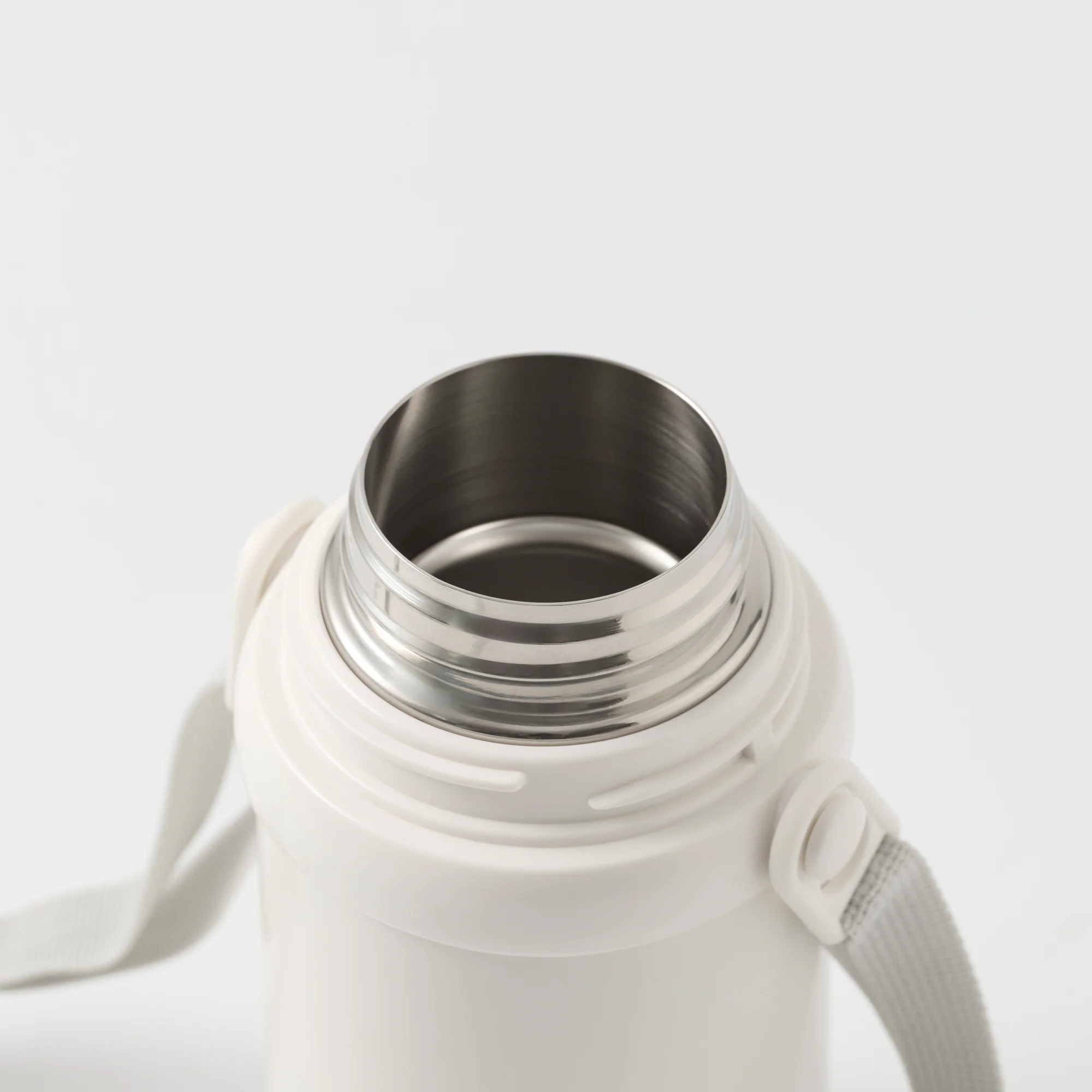 Stainless Steel Vacuum Insulated Bottle - Image 14