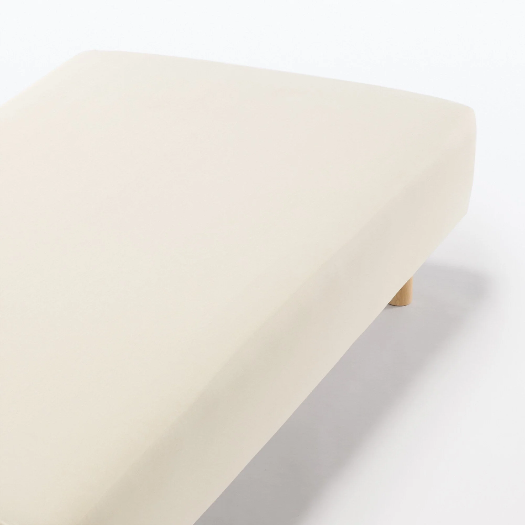 Stretchable Cool Touch Fitted Sheet - Image 10