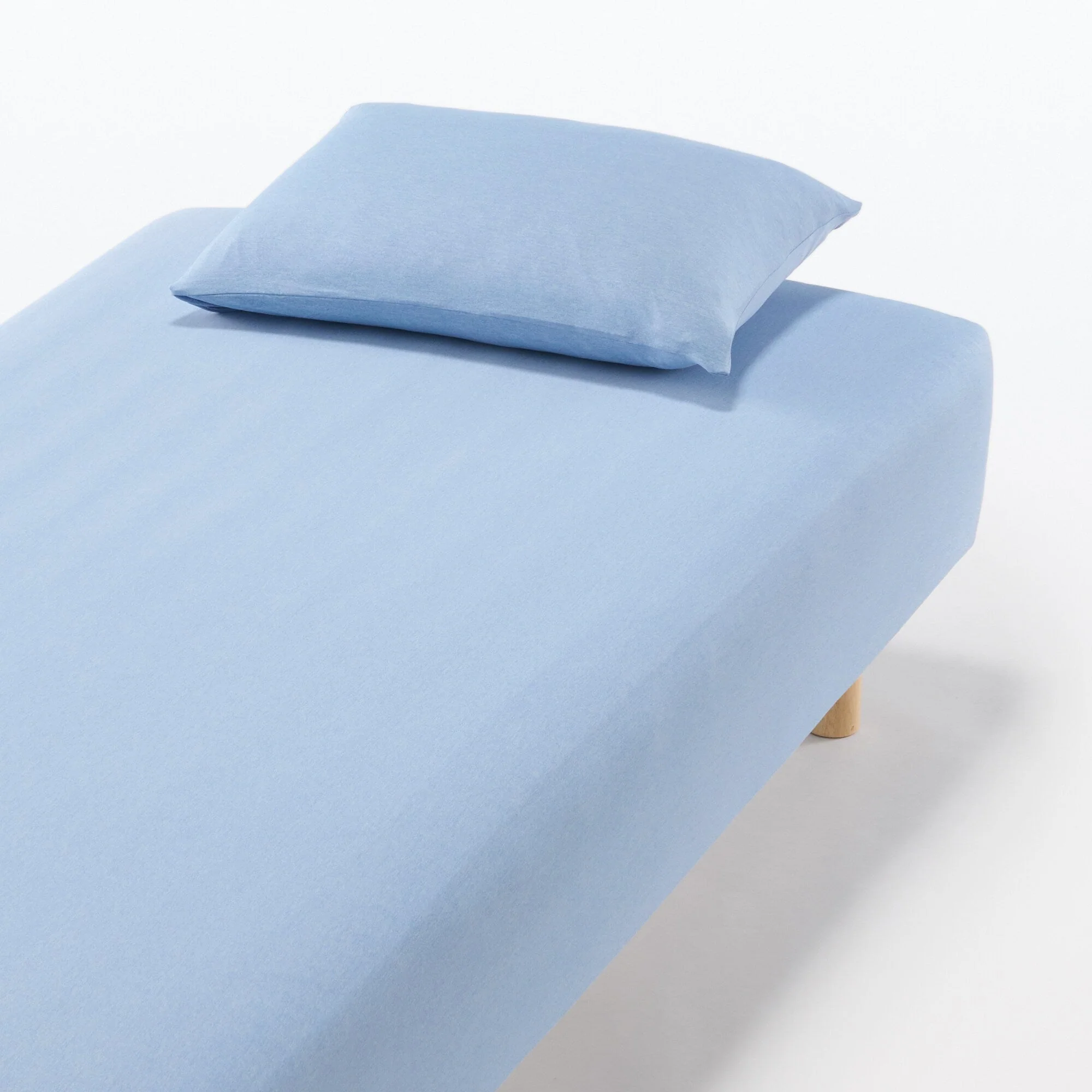 Stretchable Cool Touch Fitted Sheet - Image 2