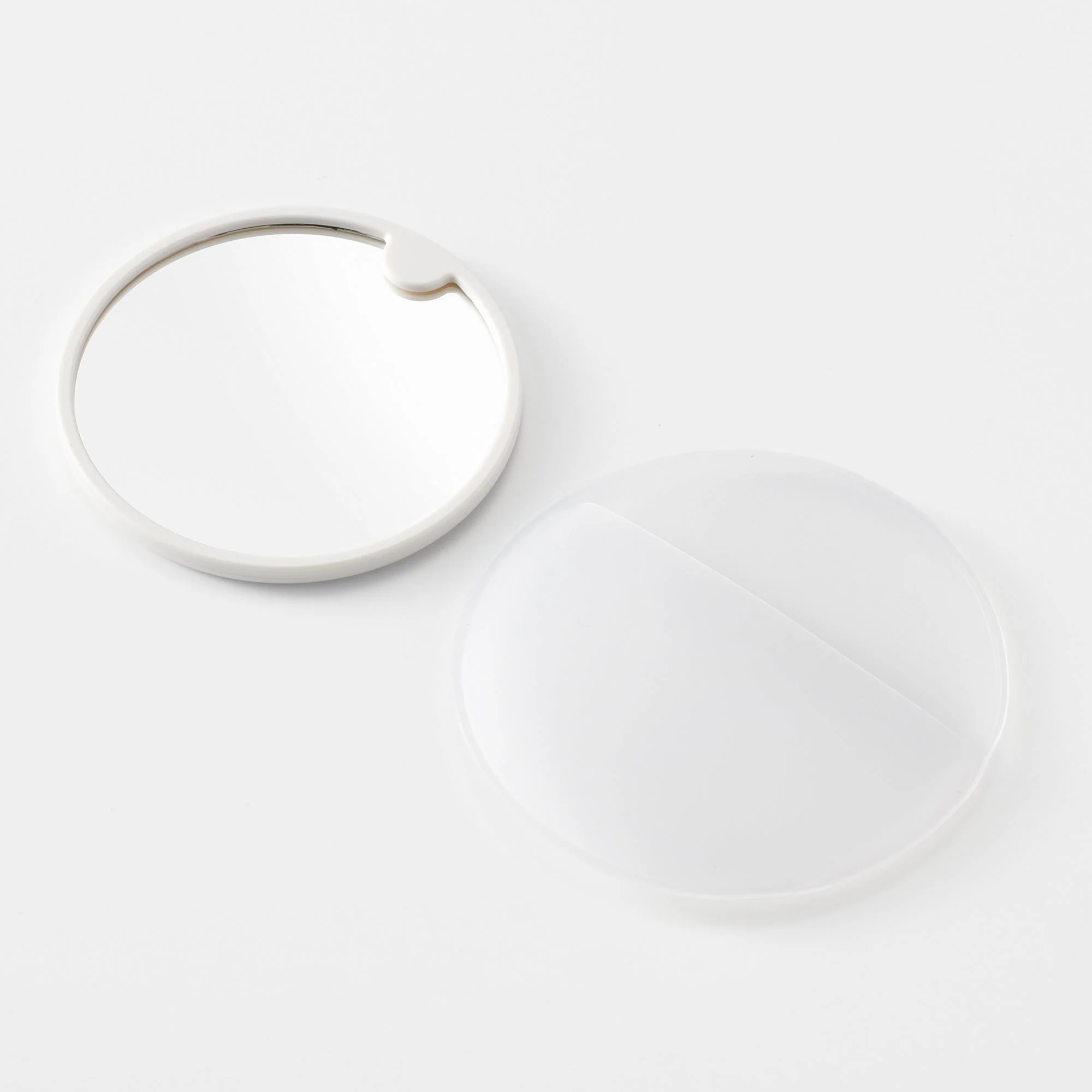 Styrene Round Compact Mirror - Image 3