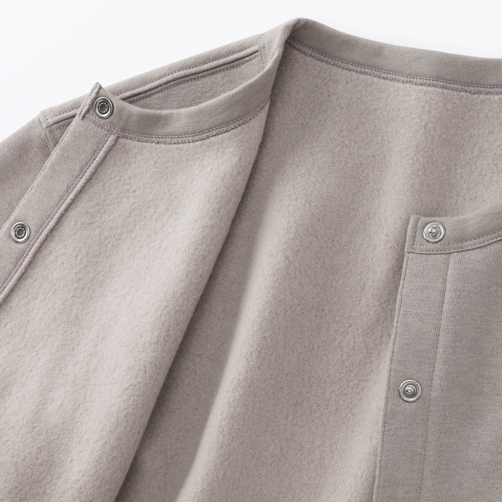 Sweatshirt Cardigan - Image 24