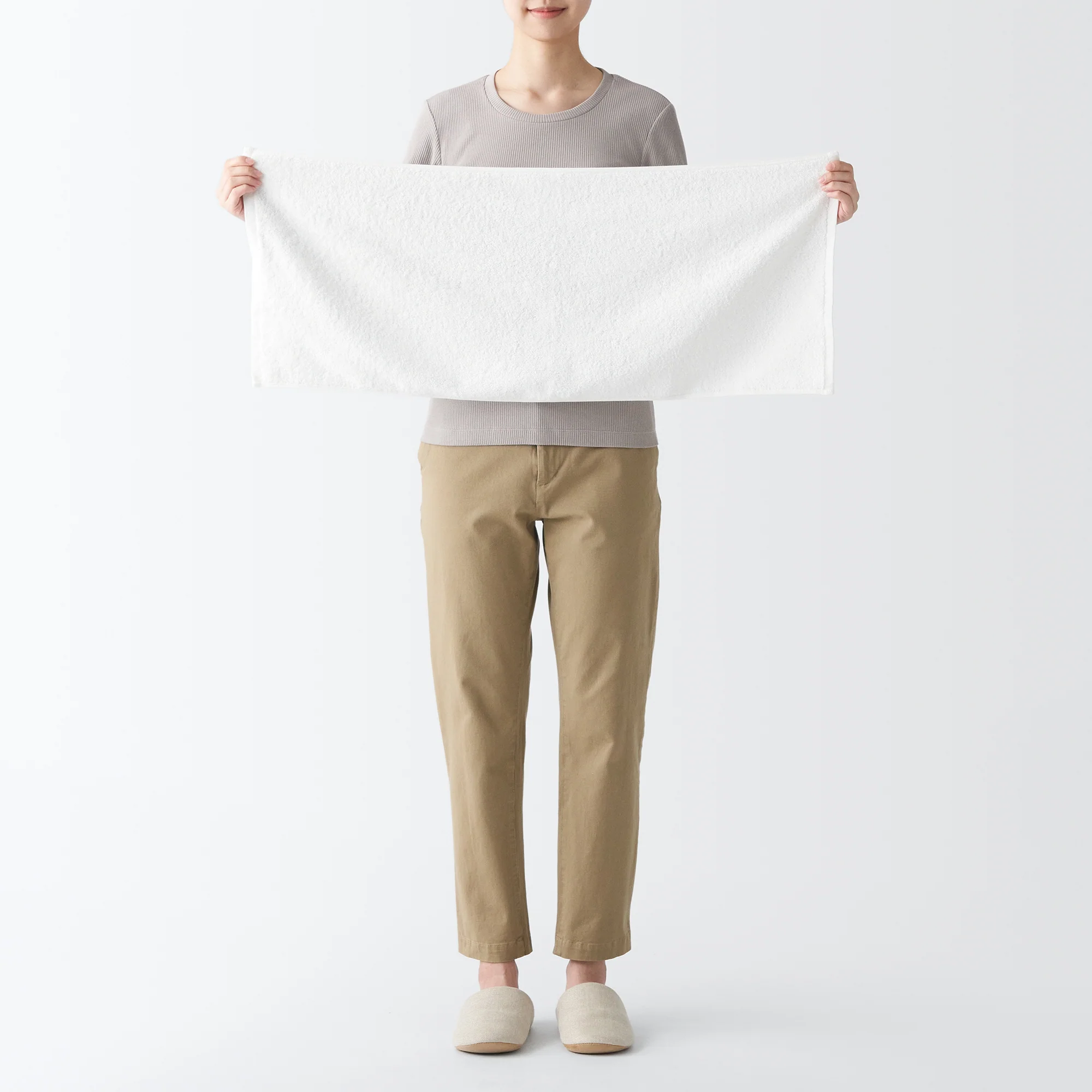 Thick Pile Face Towel - Image 3