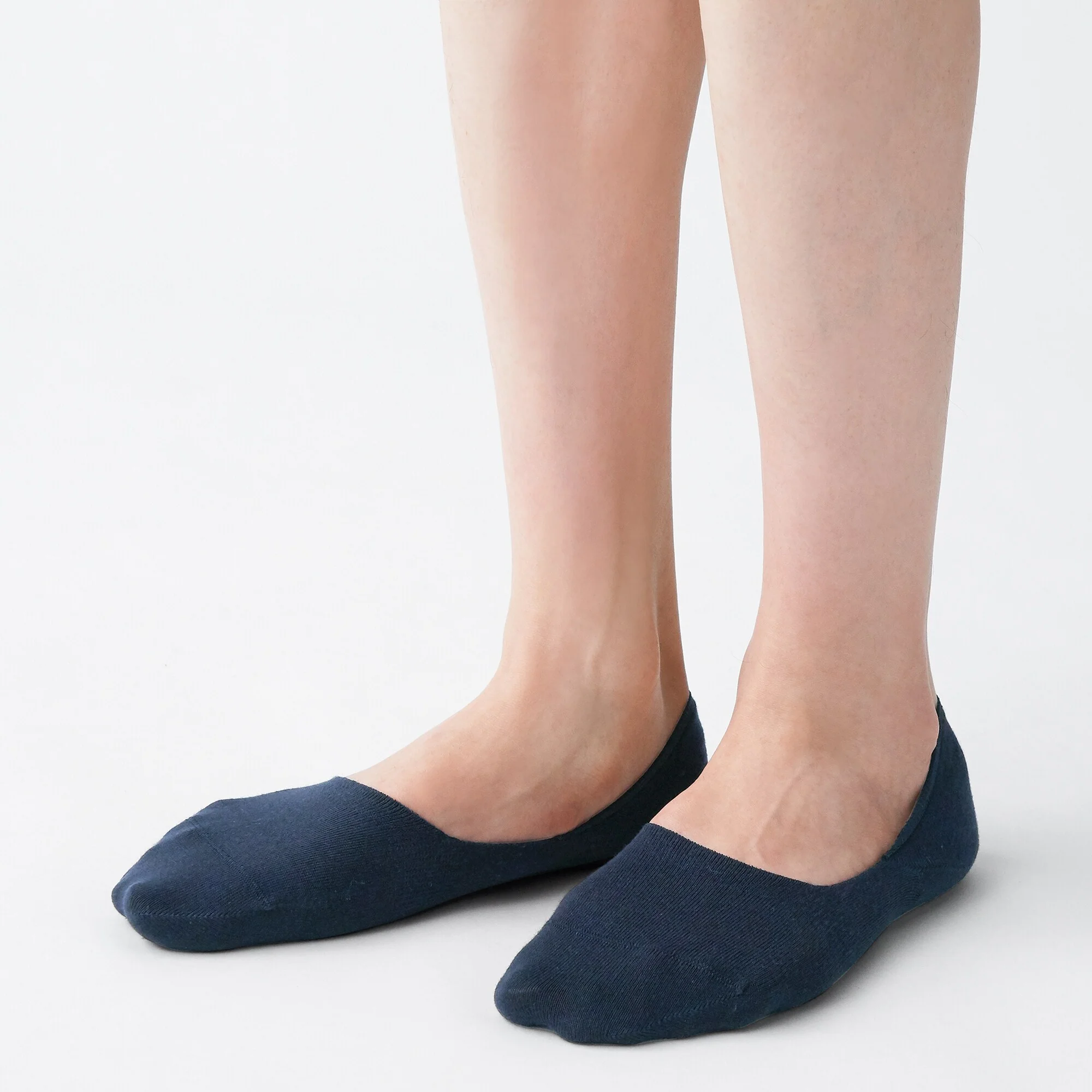 Thin No Show Socks with Heel Grips 25-30cm