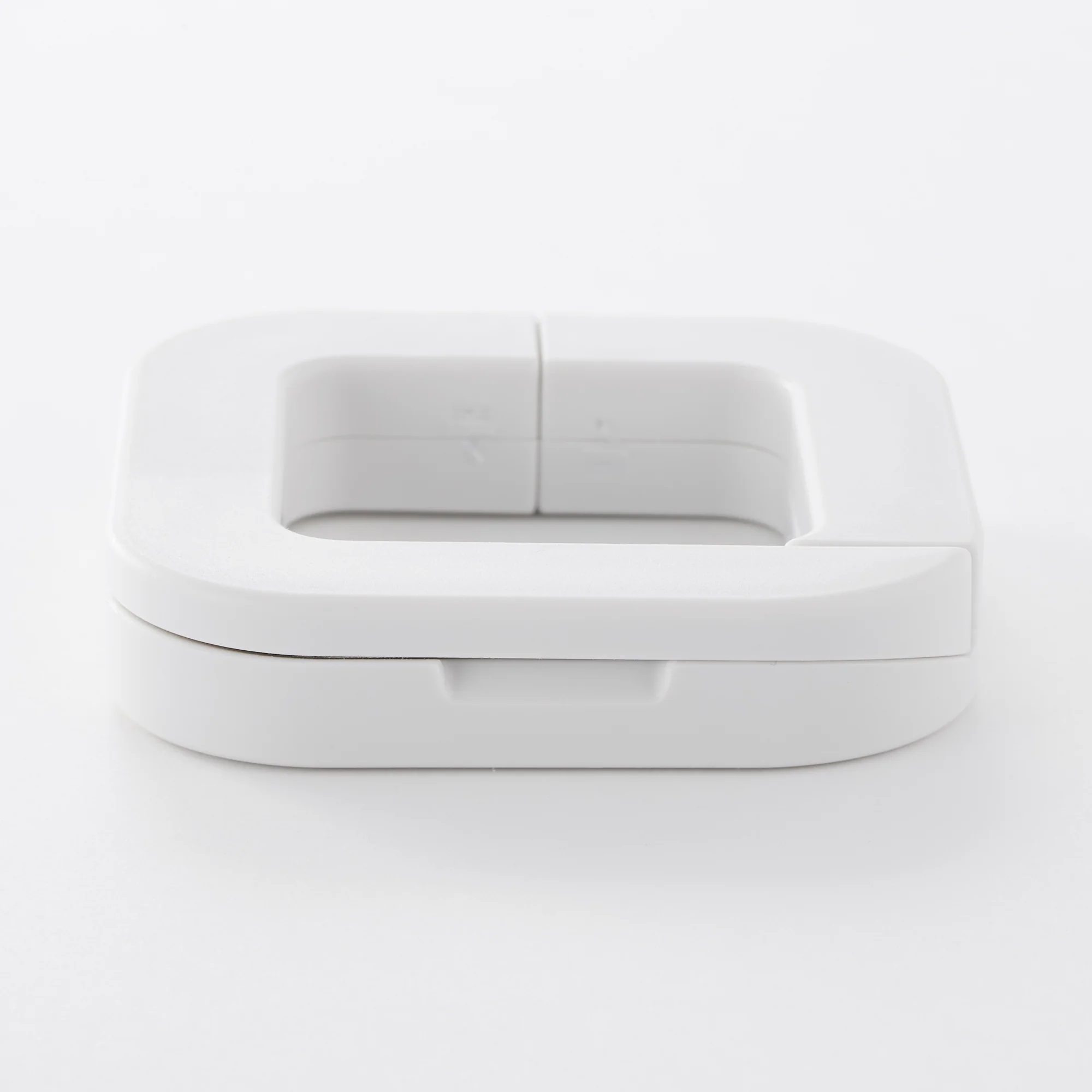 Travel Bag Hanger - Image 5
