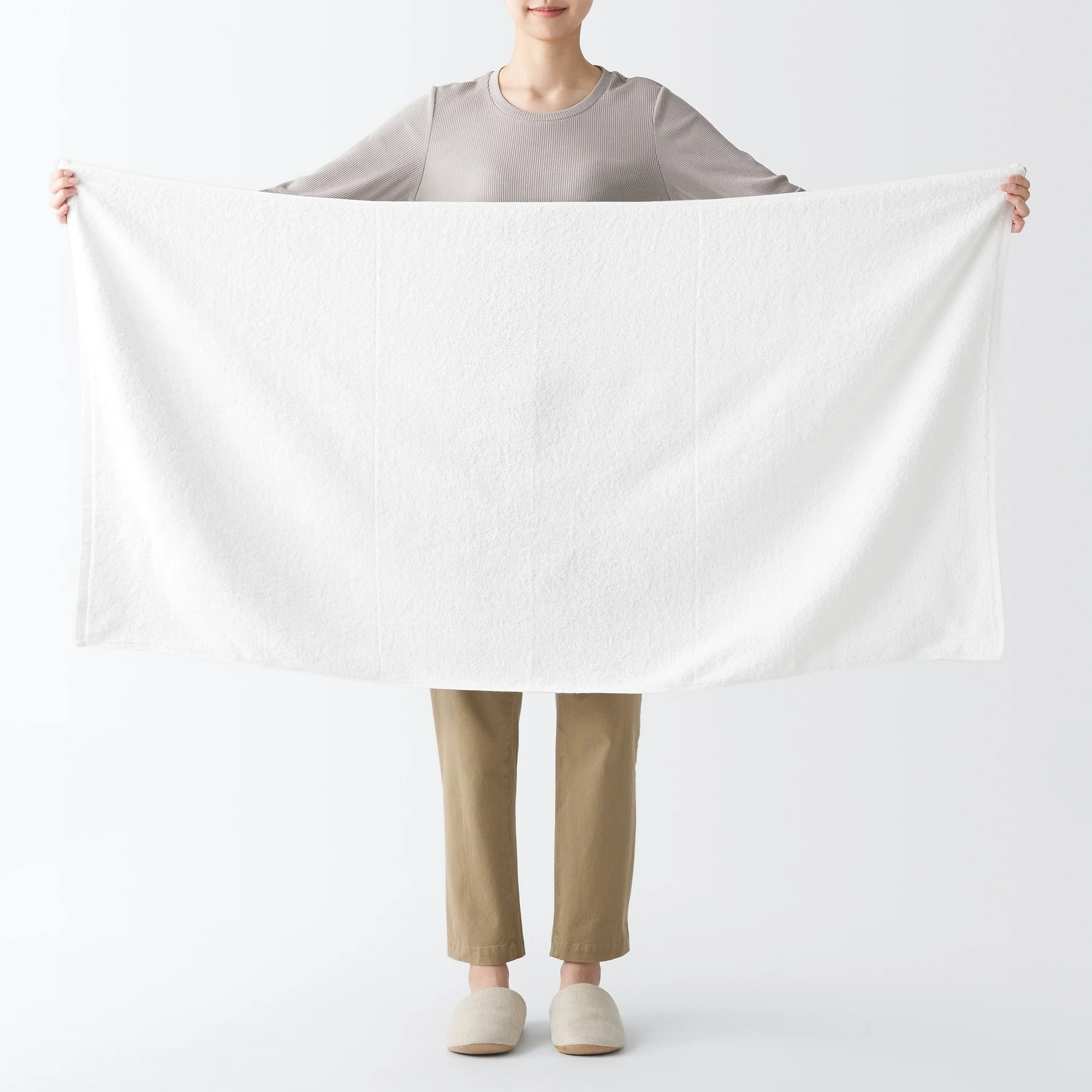 Twin Pile Large Bath Towel with Loop - Image 19