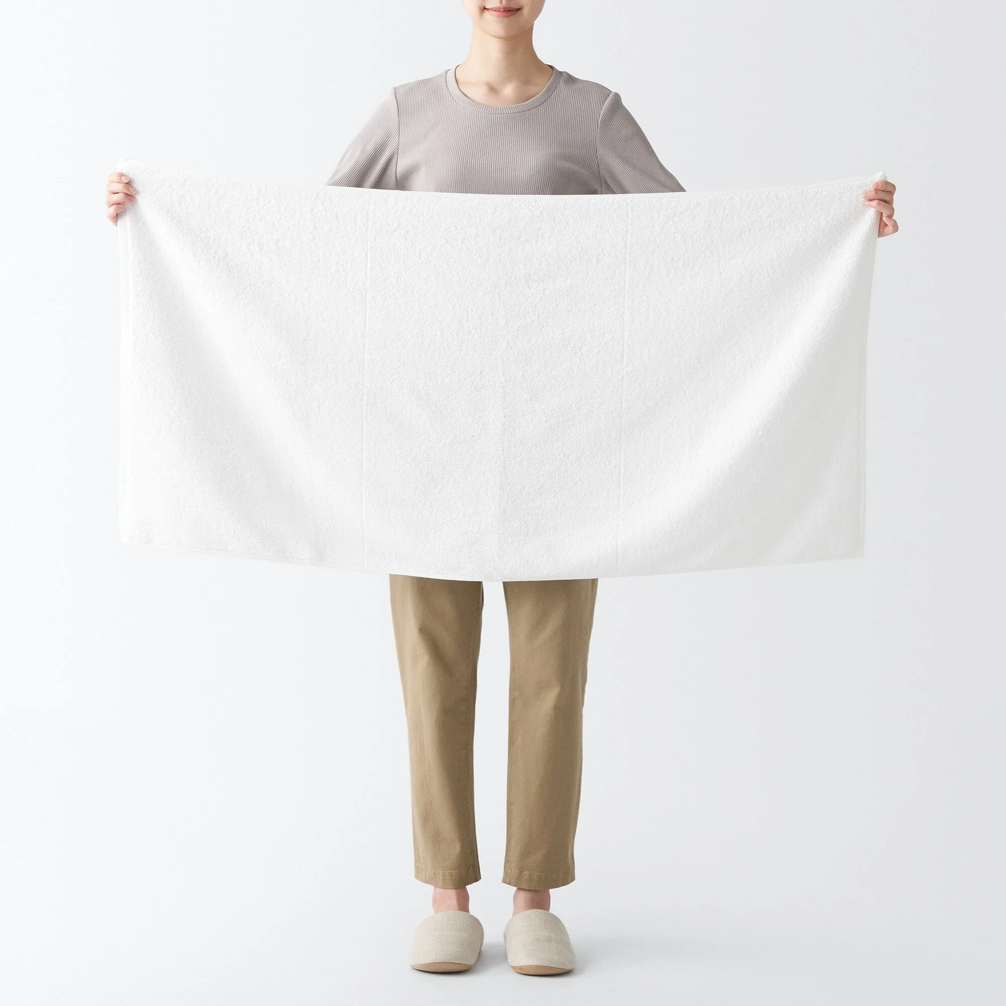 Twin Pile Small Bath Towel with Loop - Image 20