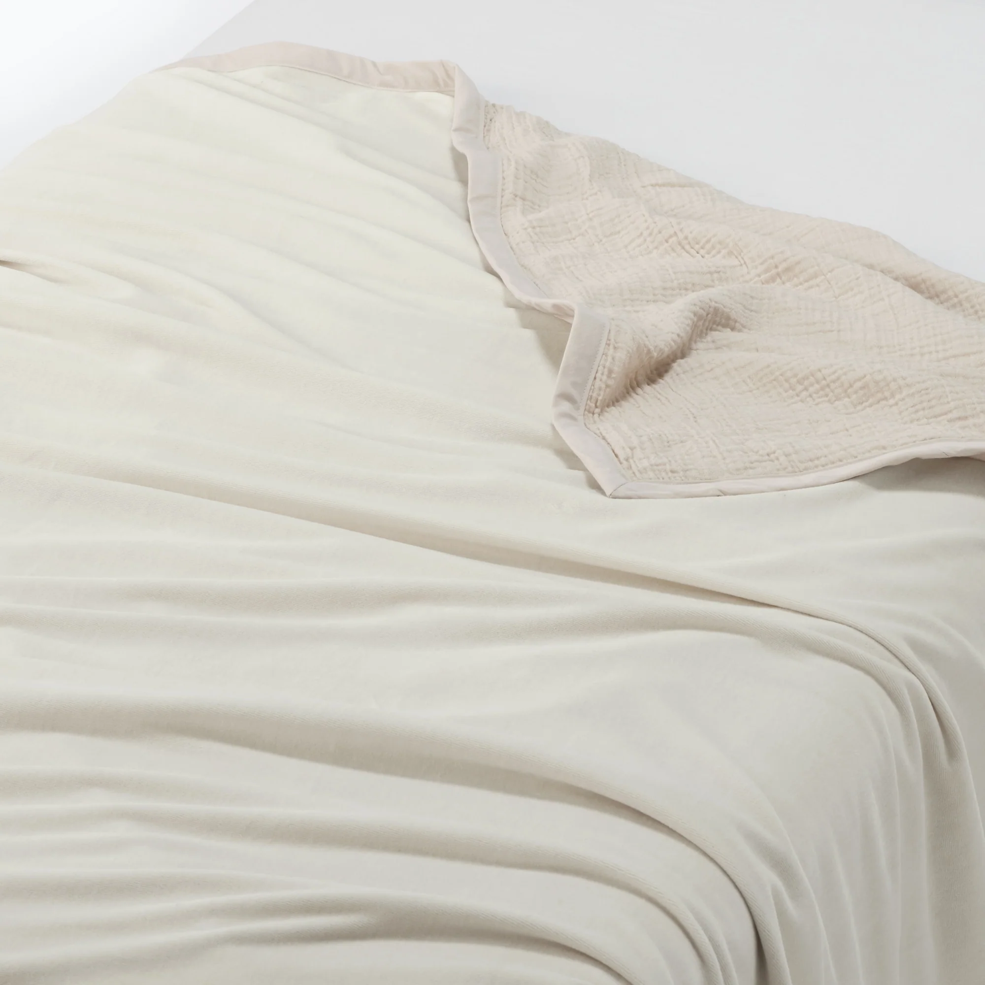 Velour Gauze Reversible Blanket - Double - Image 6