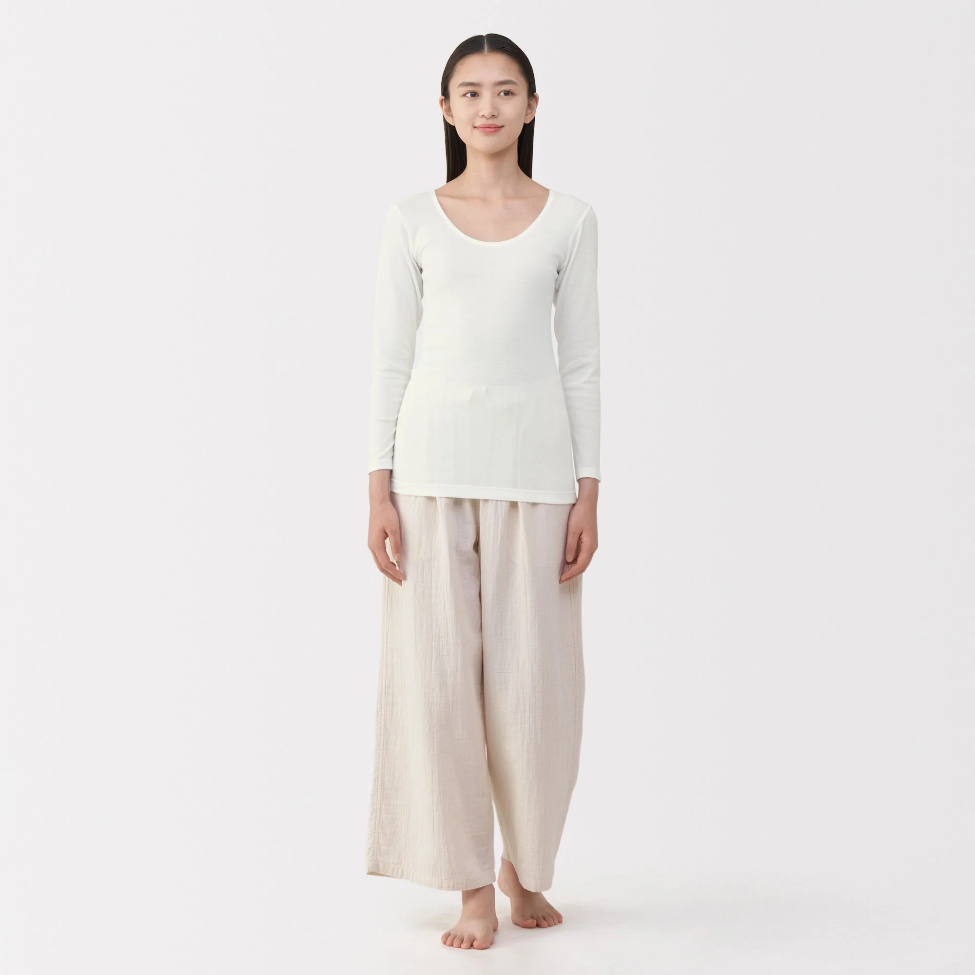 Warm Cotton U-Neck T-Shirt - Image 24