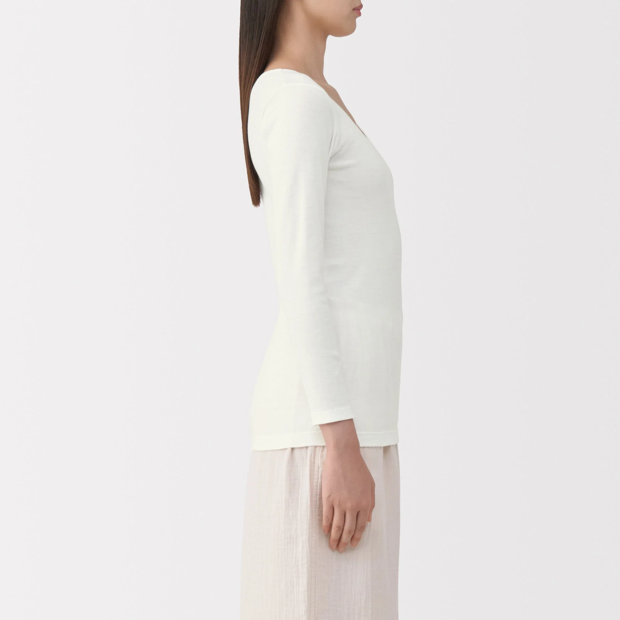 Warm Cotton U-Neck T-Shirt - Image 25