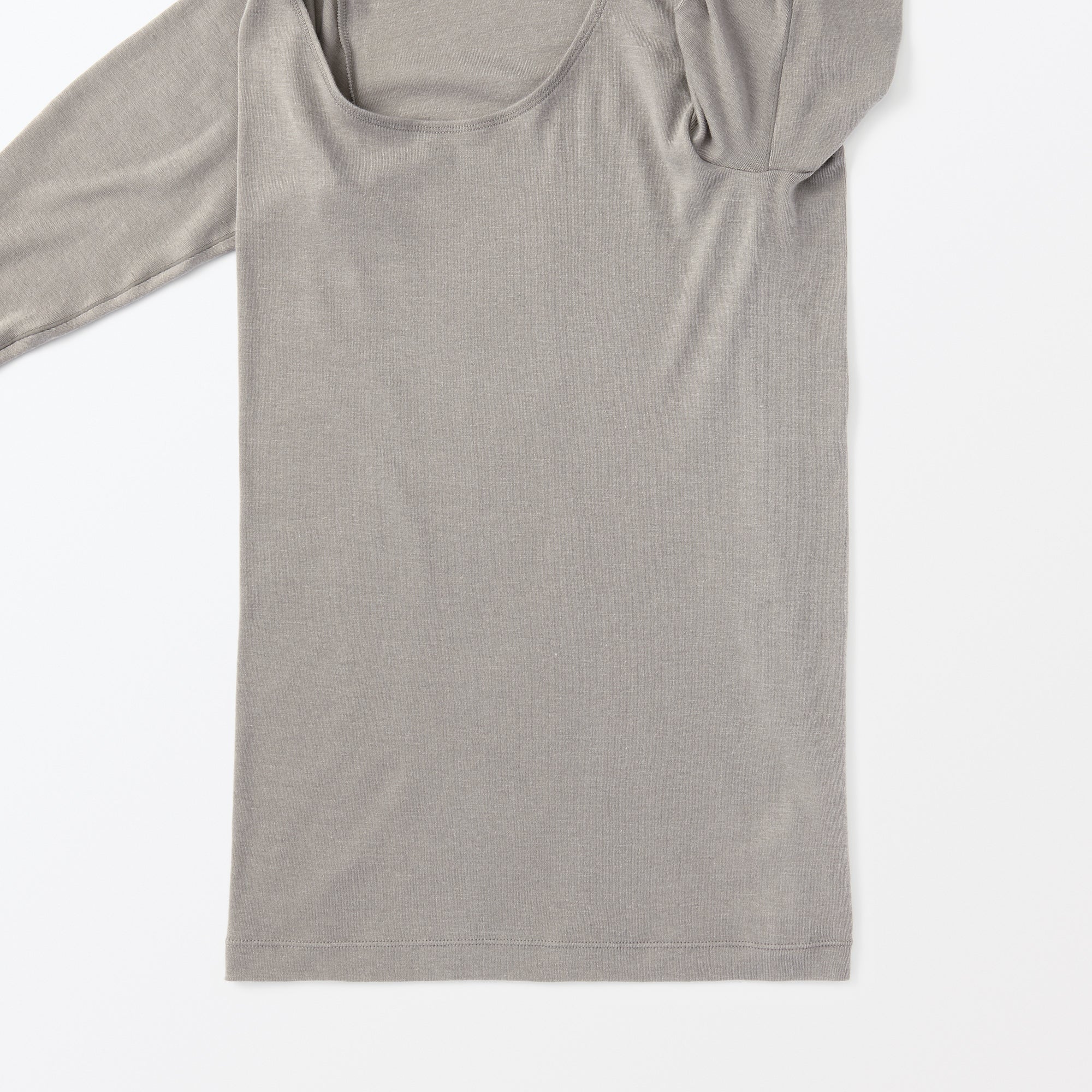 Warm Cotton U-Neck T-Shirt - Image 29
