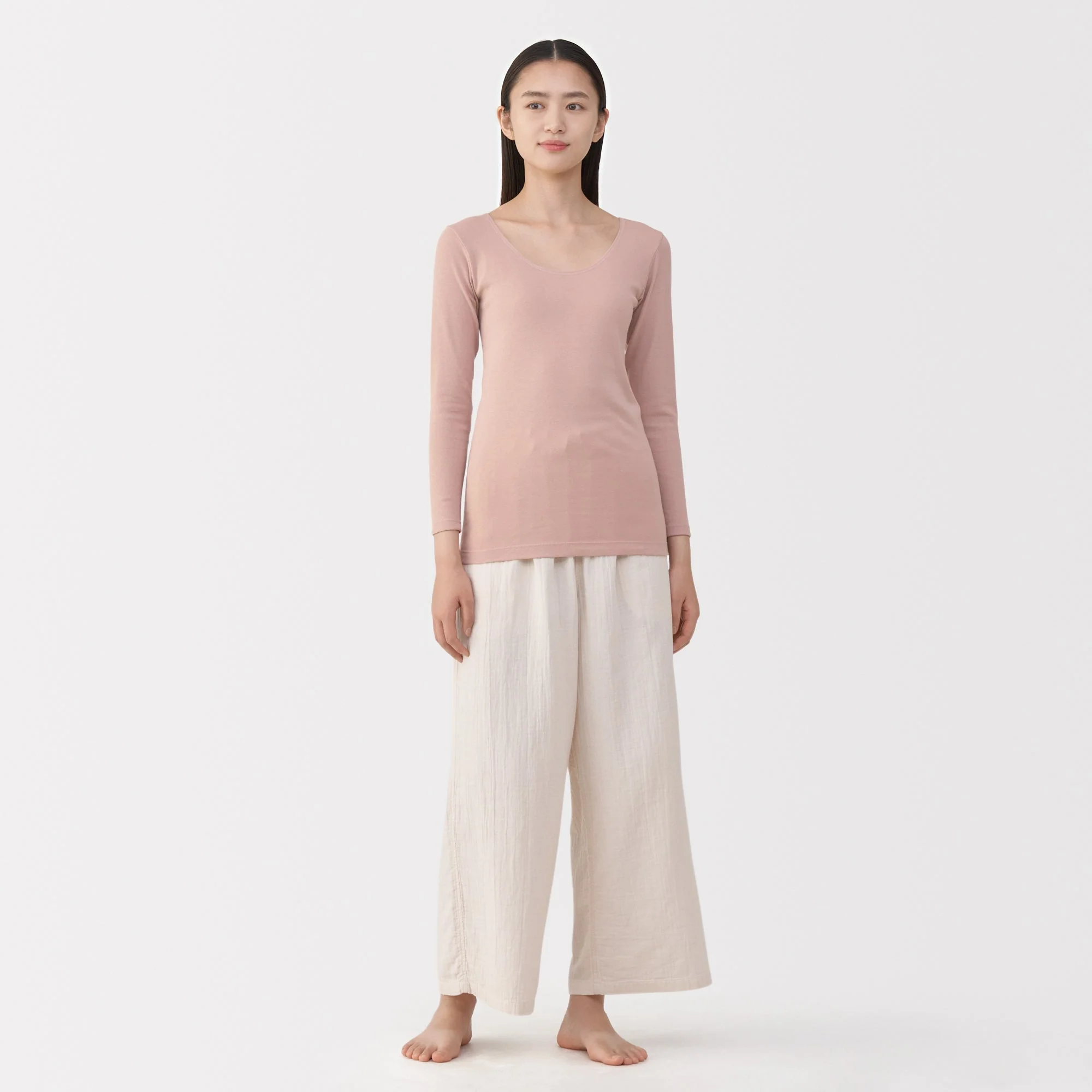 Warm Cotton U-Neck T-Shirt - Image 34
