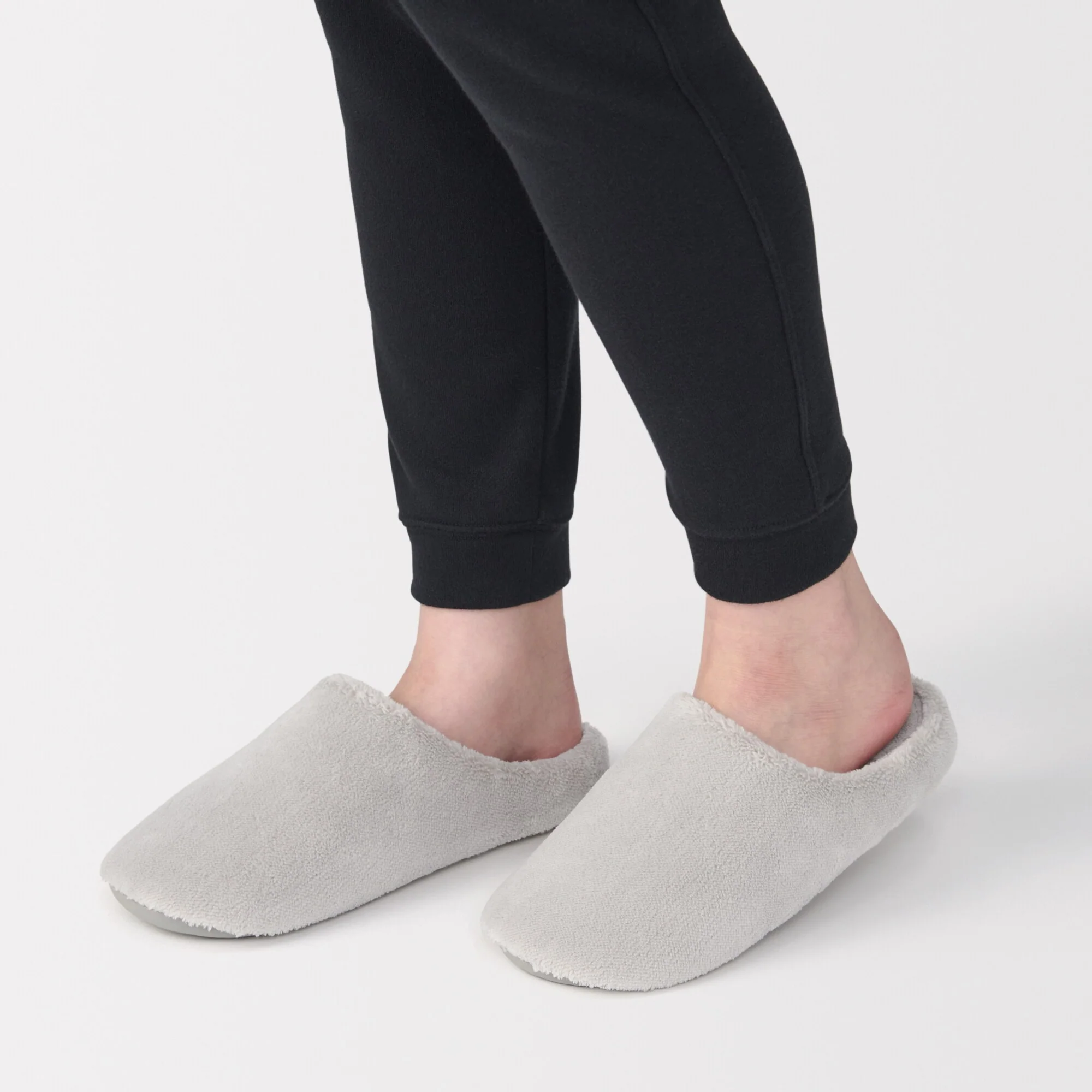 Warm Fibre Slippers - Image 10