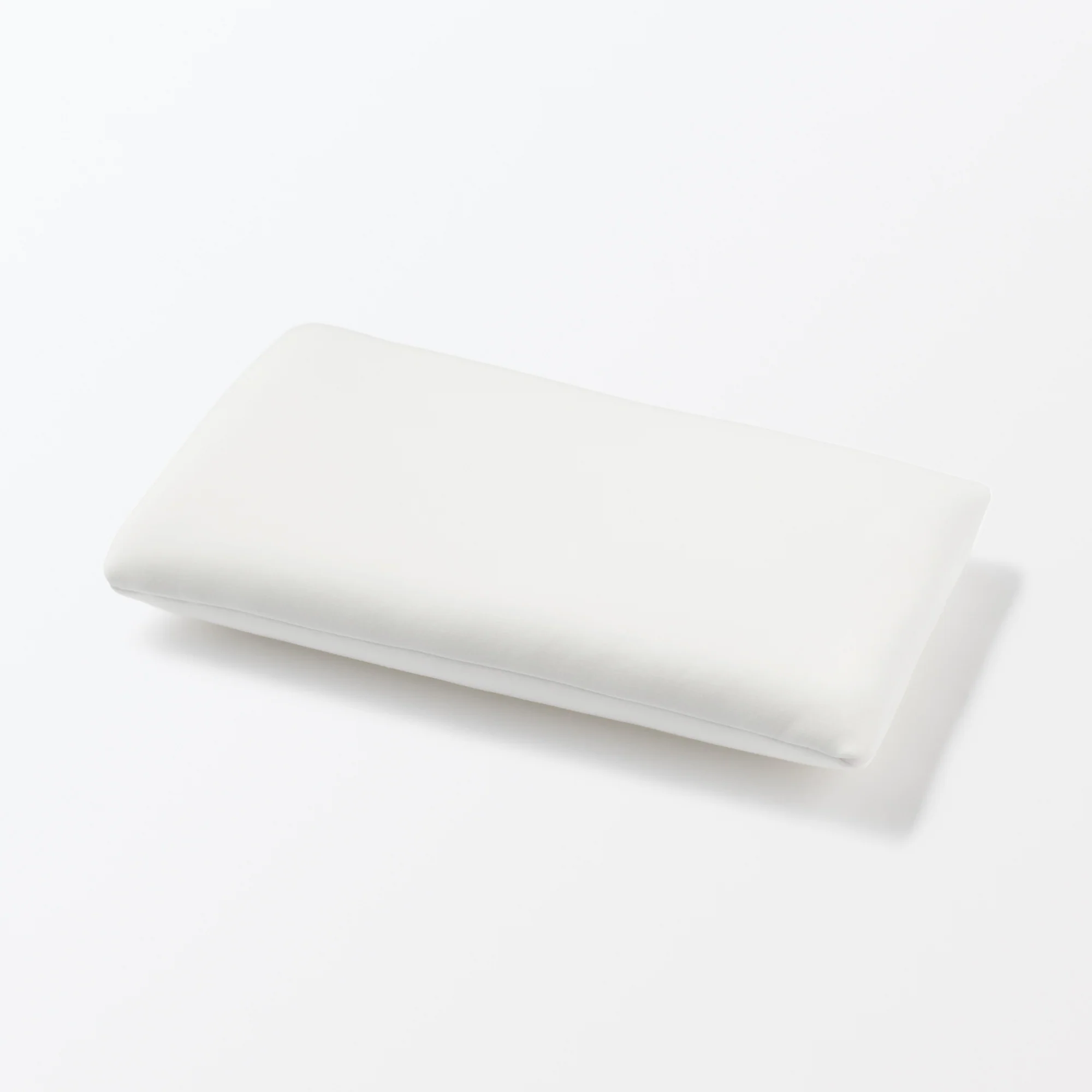 Washable Cover Plump Low Pillow (42 x 67 cm) - Image 3