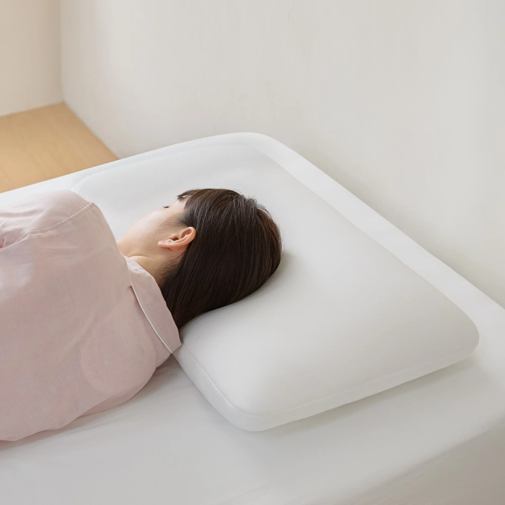 Washable Cover Plump Pillow (42 x 67 cm) - Image 2