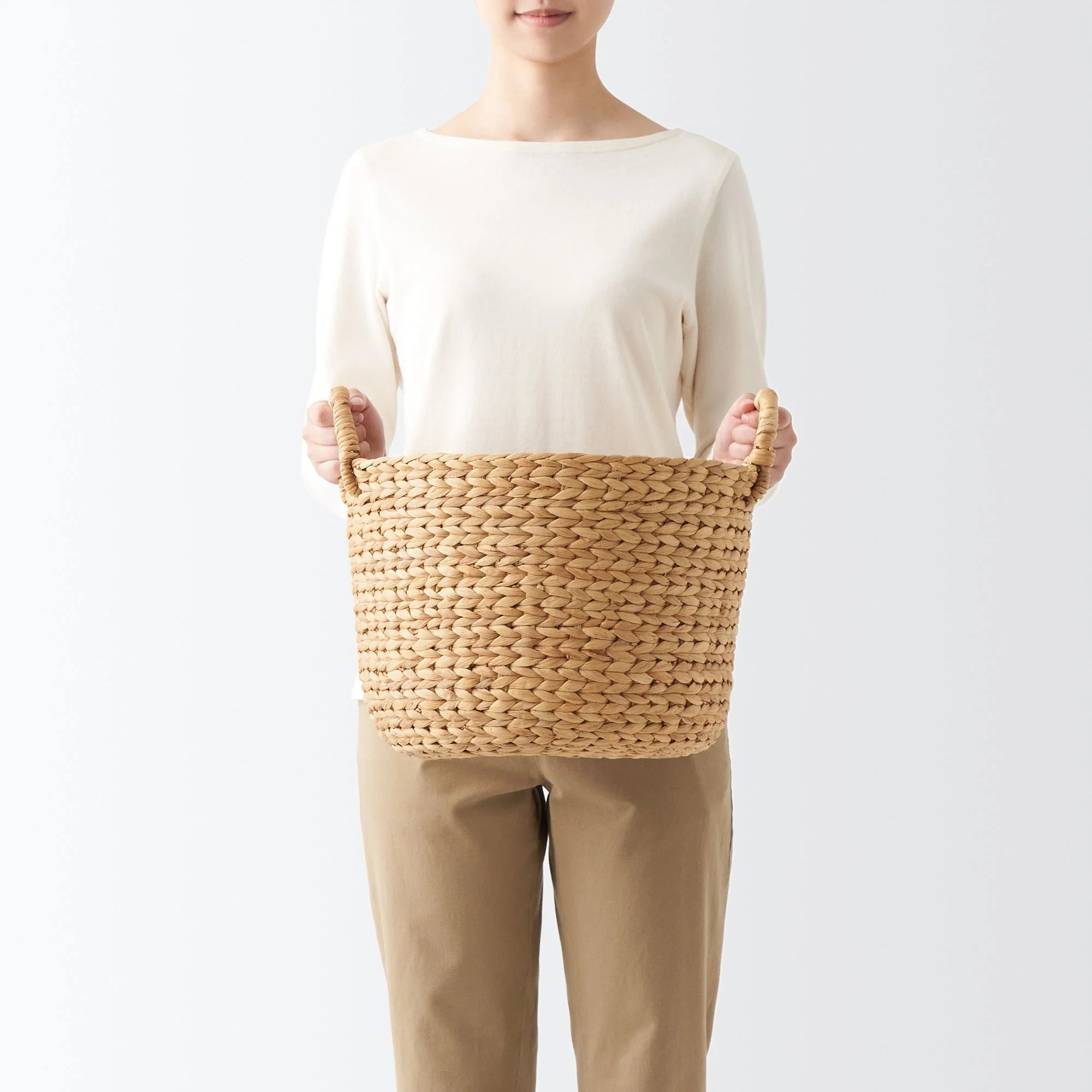 Water Hyacinth Basket with Handles - Round - Small Dia. 37 x H26 cm - Image 2
