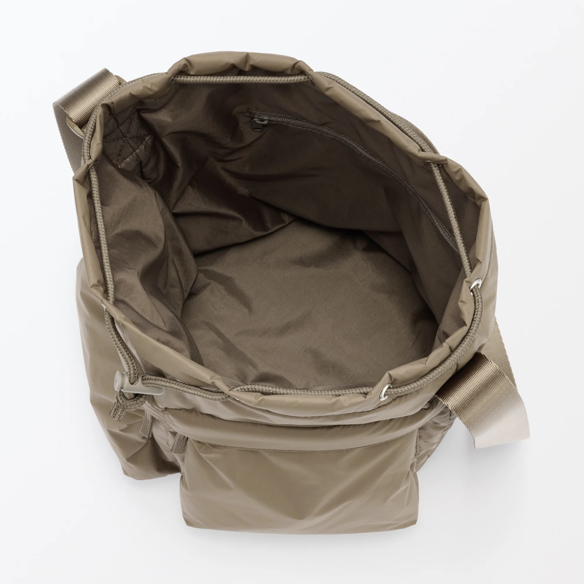 Water Repellent Padded Drawstring Bag - Image 15