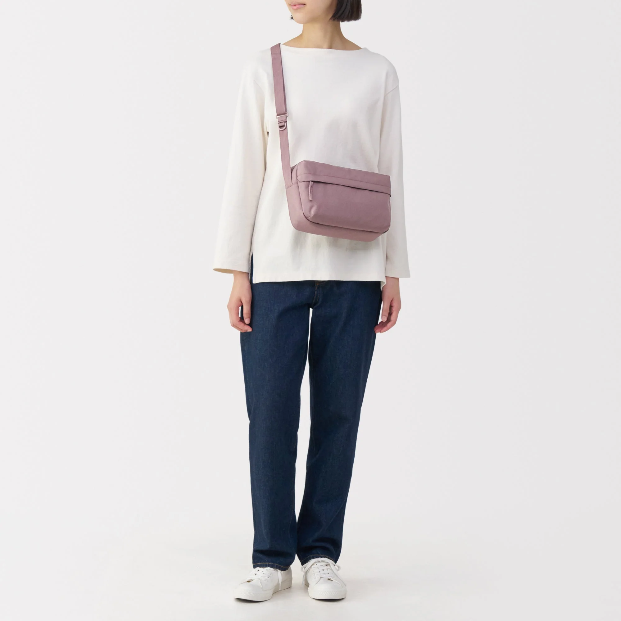 Water Repellent Shoulder Bag - Image 53