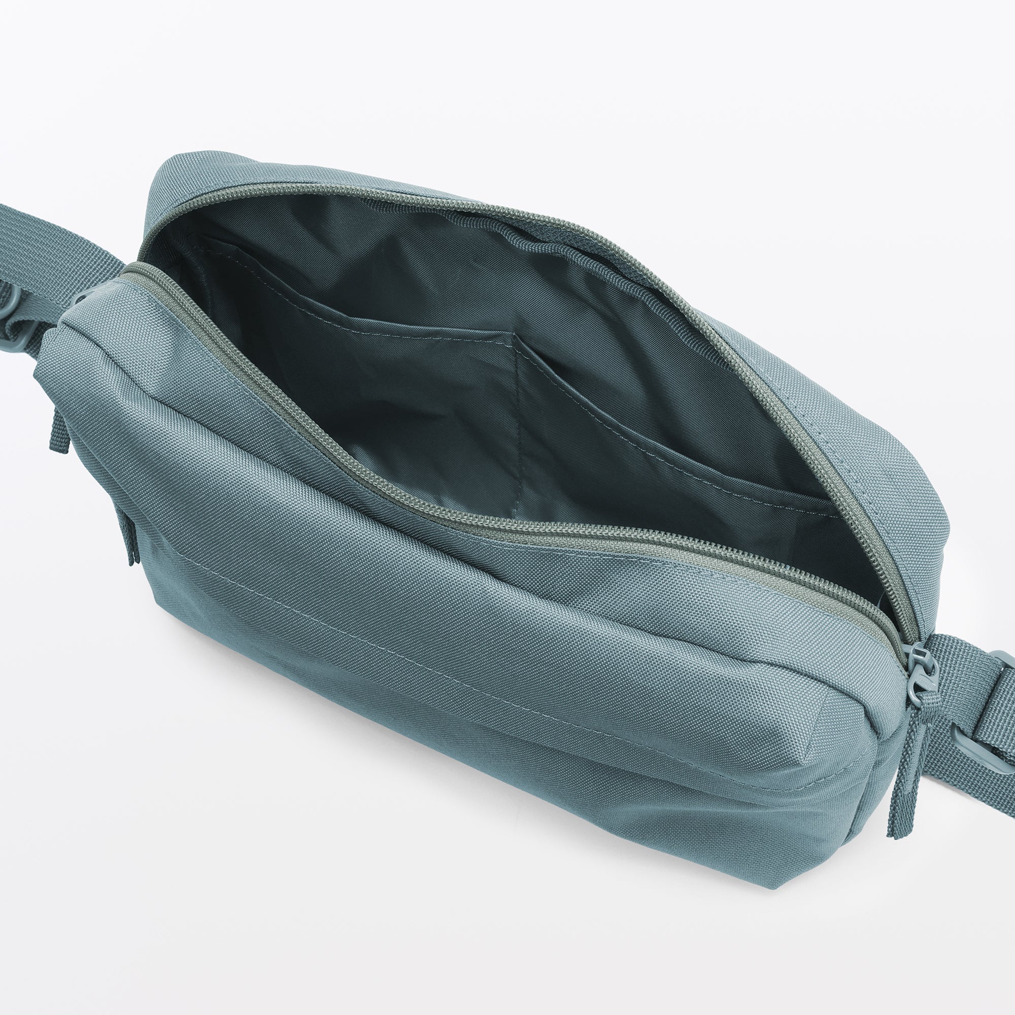 Water Repellent Shoulder Bag - Image 15