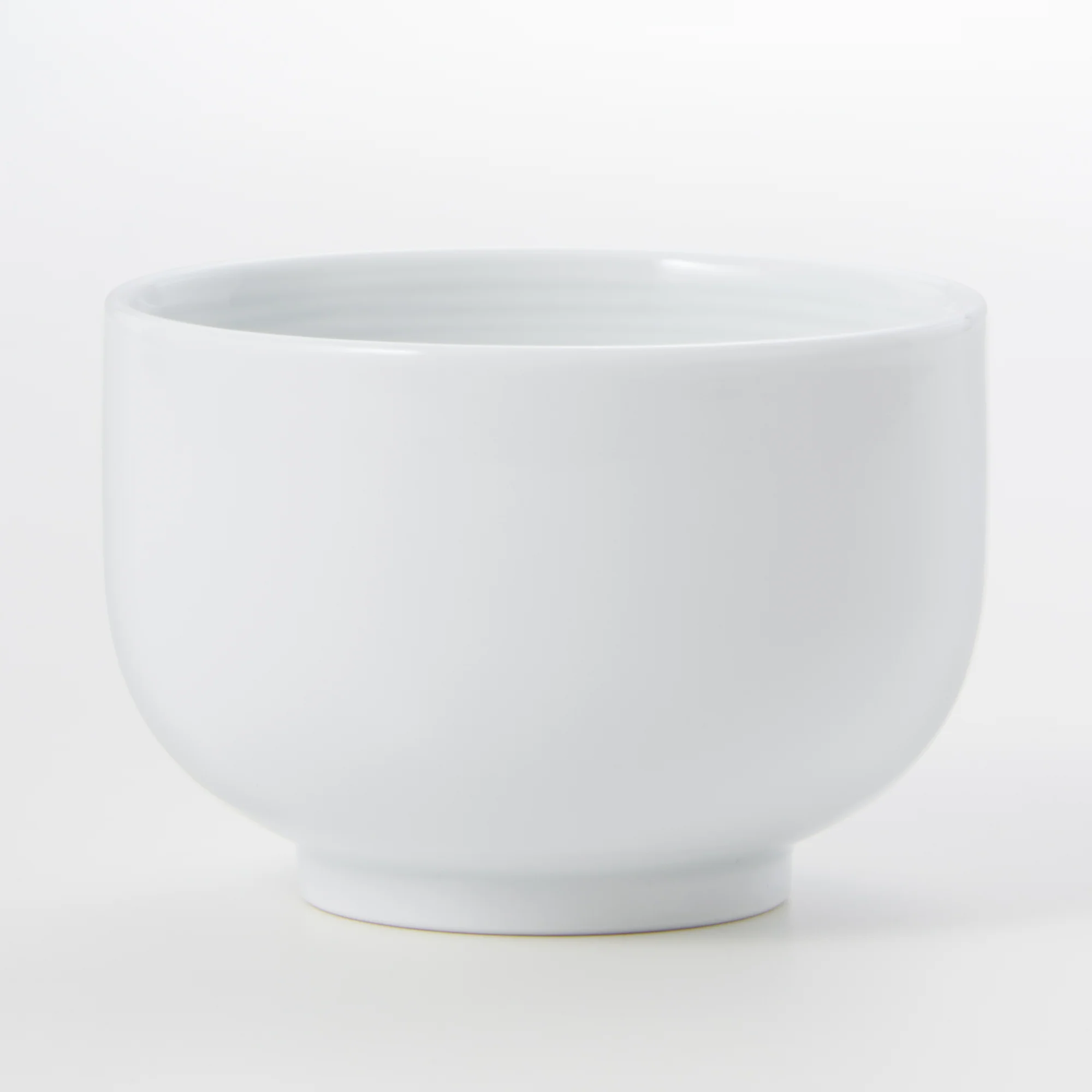 White Porcelain Round Tea Cup - Image 2