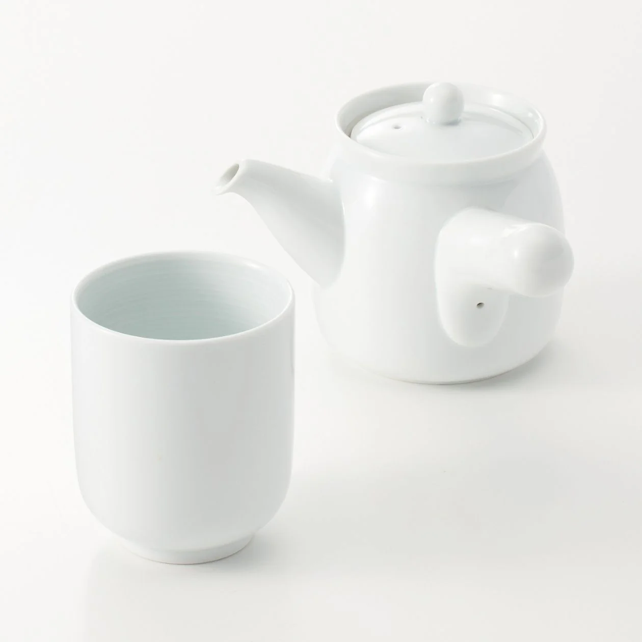 White Porcelain Tea Pot - Image 2