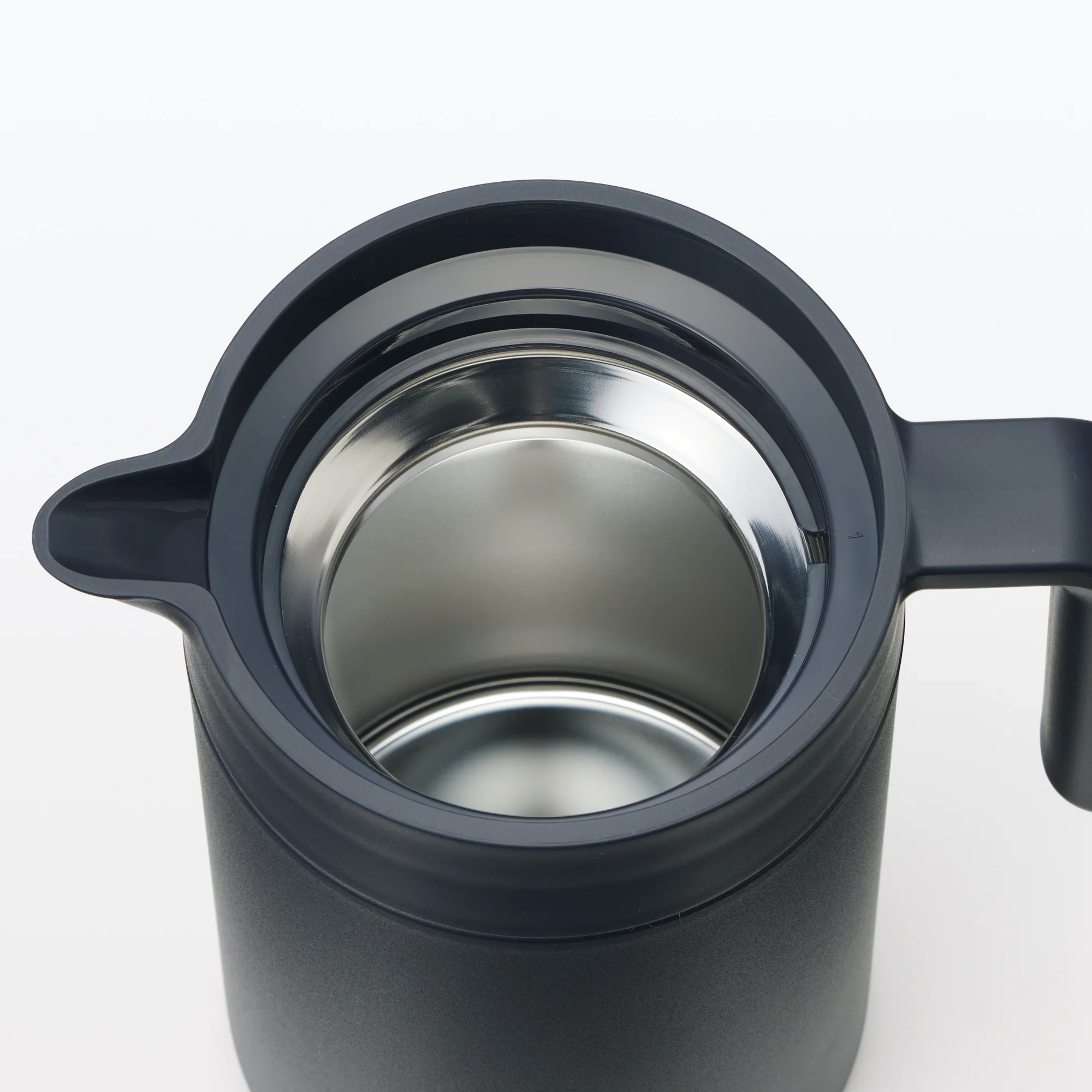 Wide Mouth Insulated Jug 1.3 L - Black - Image 7