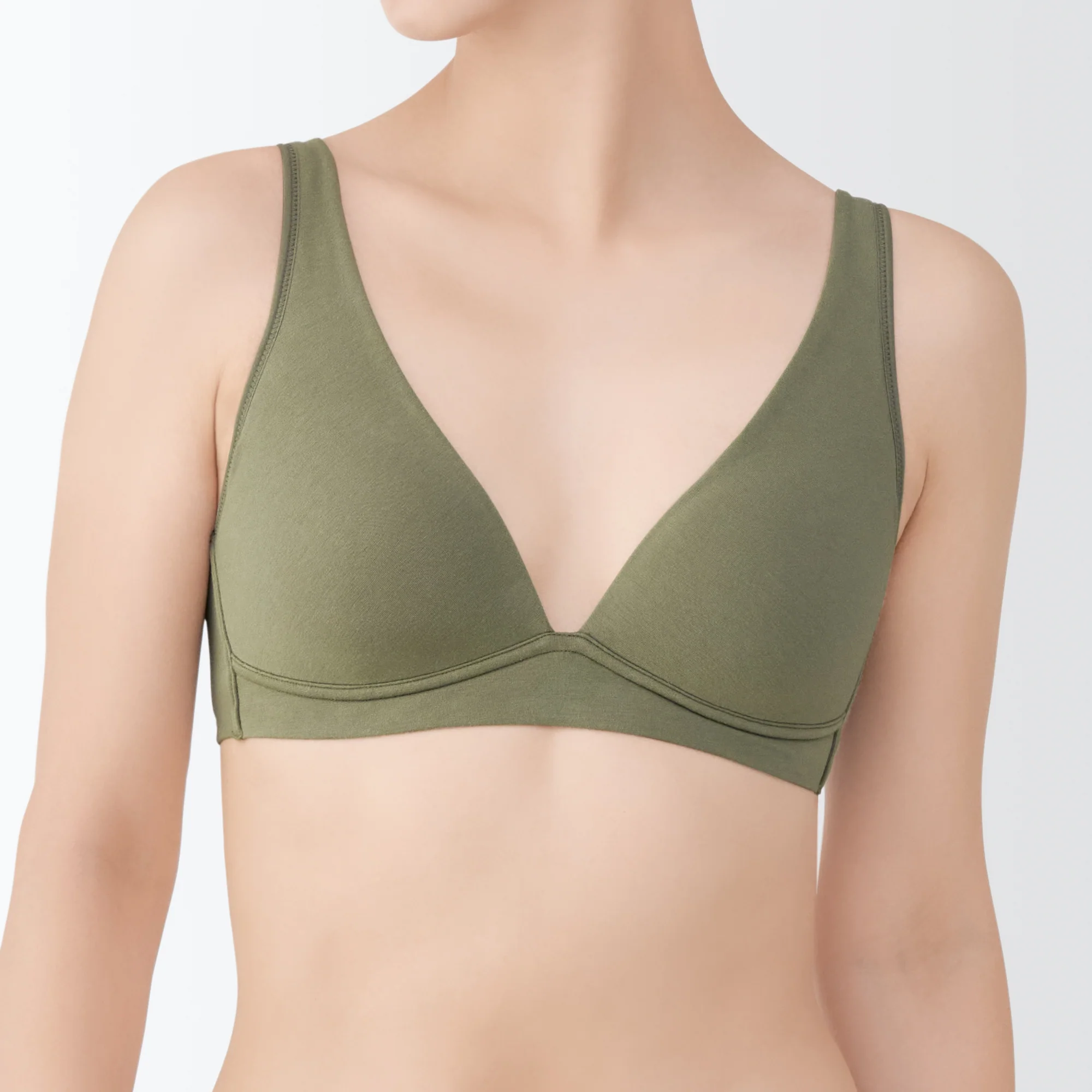 Wireless Plunge Bra - Image 8