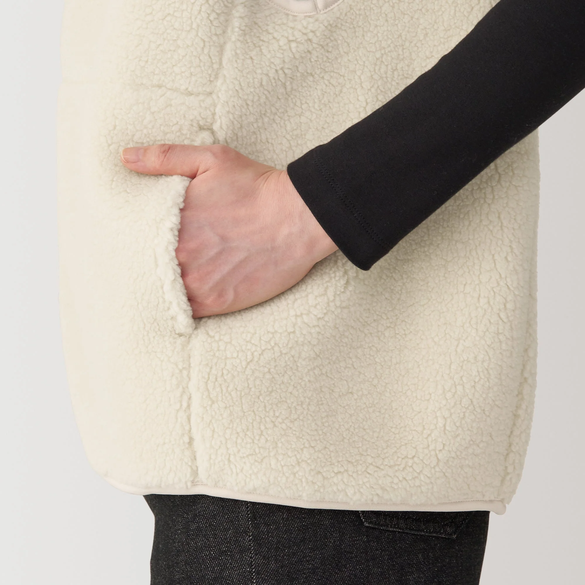 Women's Boa Fleece Vest - Image 17