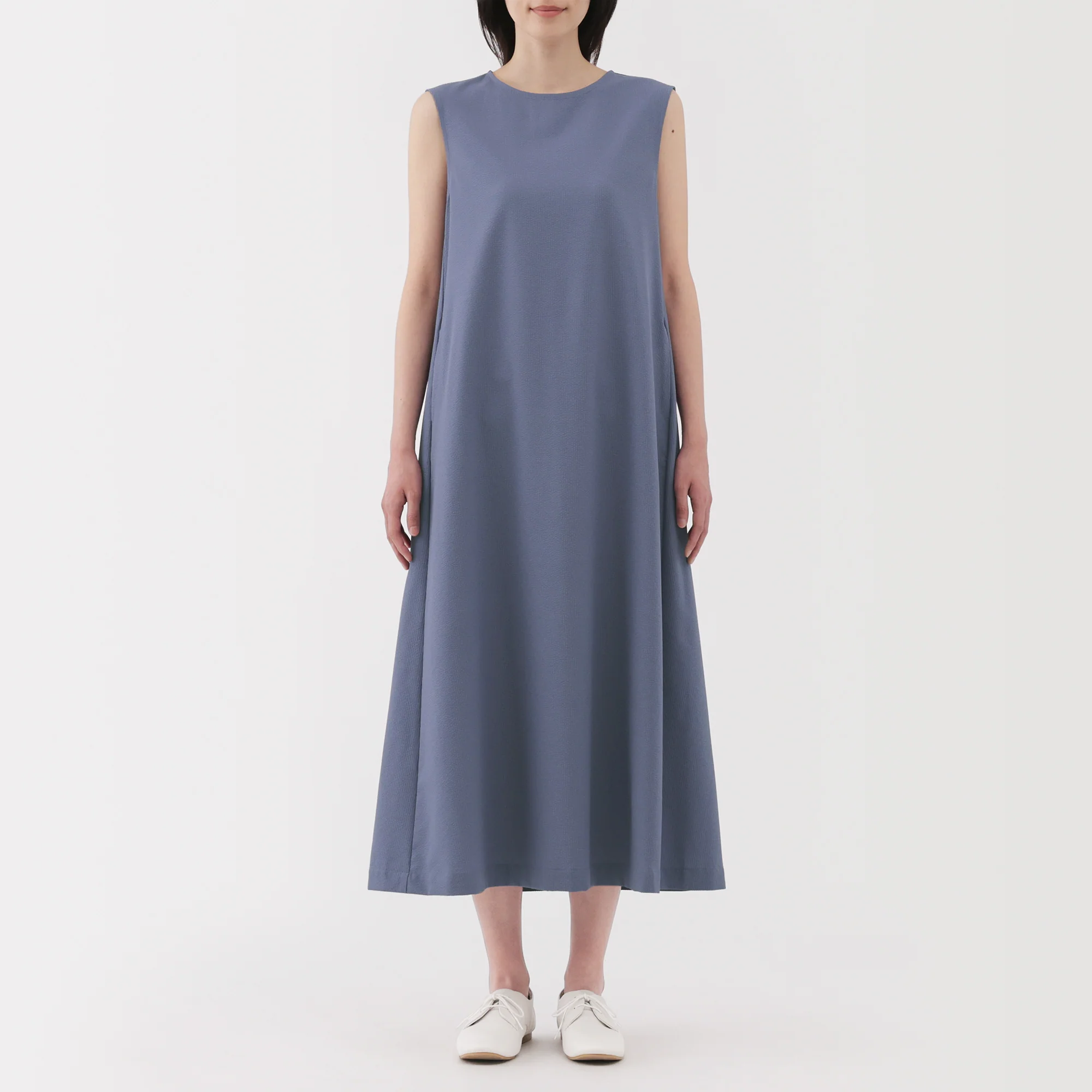 Breathable Seersucker Sleeveless Dress - Image 4