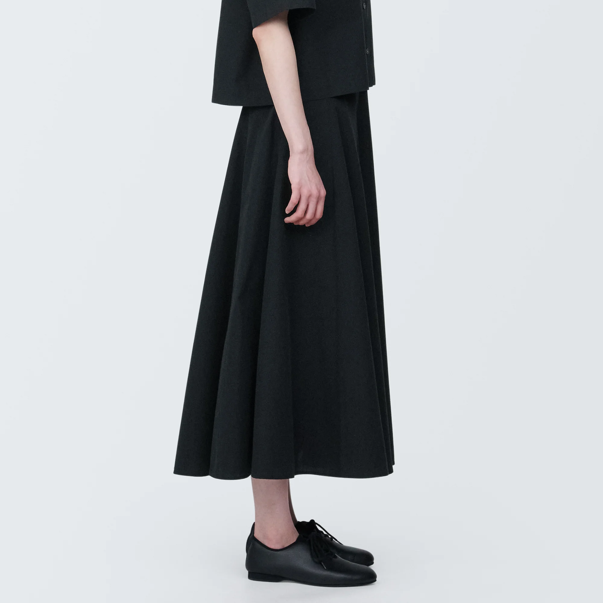 Women's Cool Touch Broadcloth Flared Skirt - Image 5