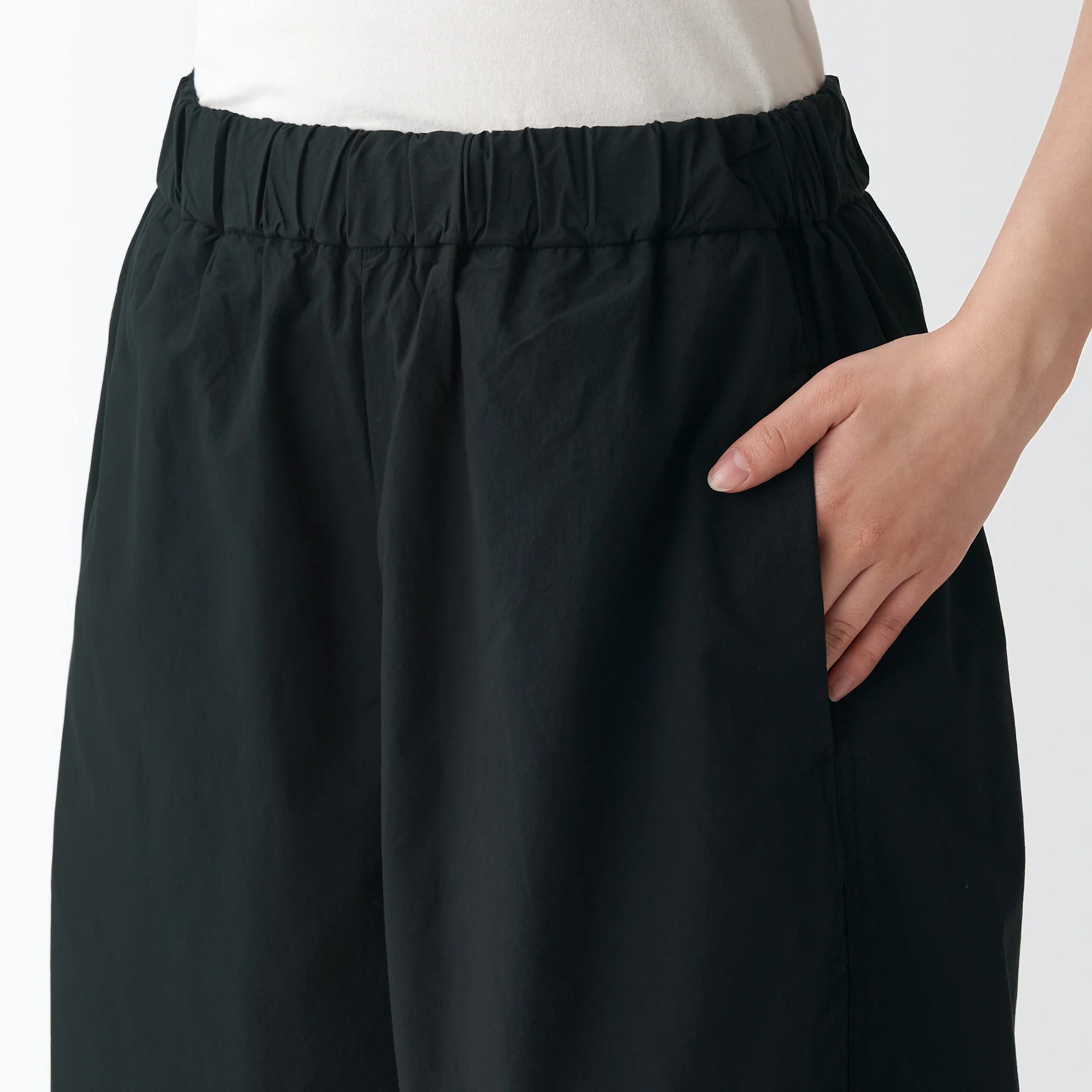 Women's Densely Woven Wide Pants One Size - Image 14