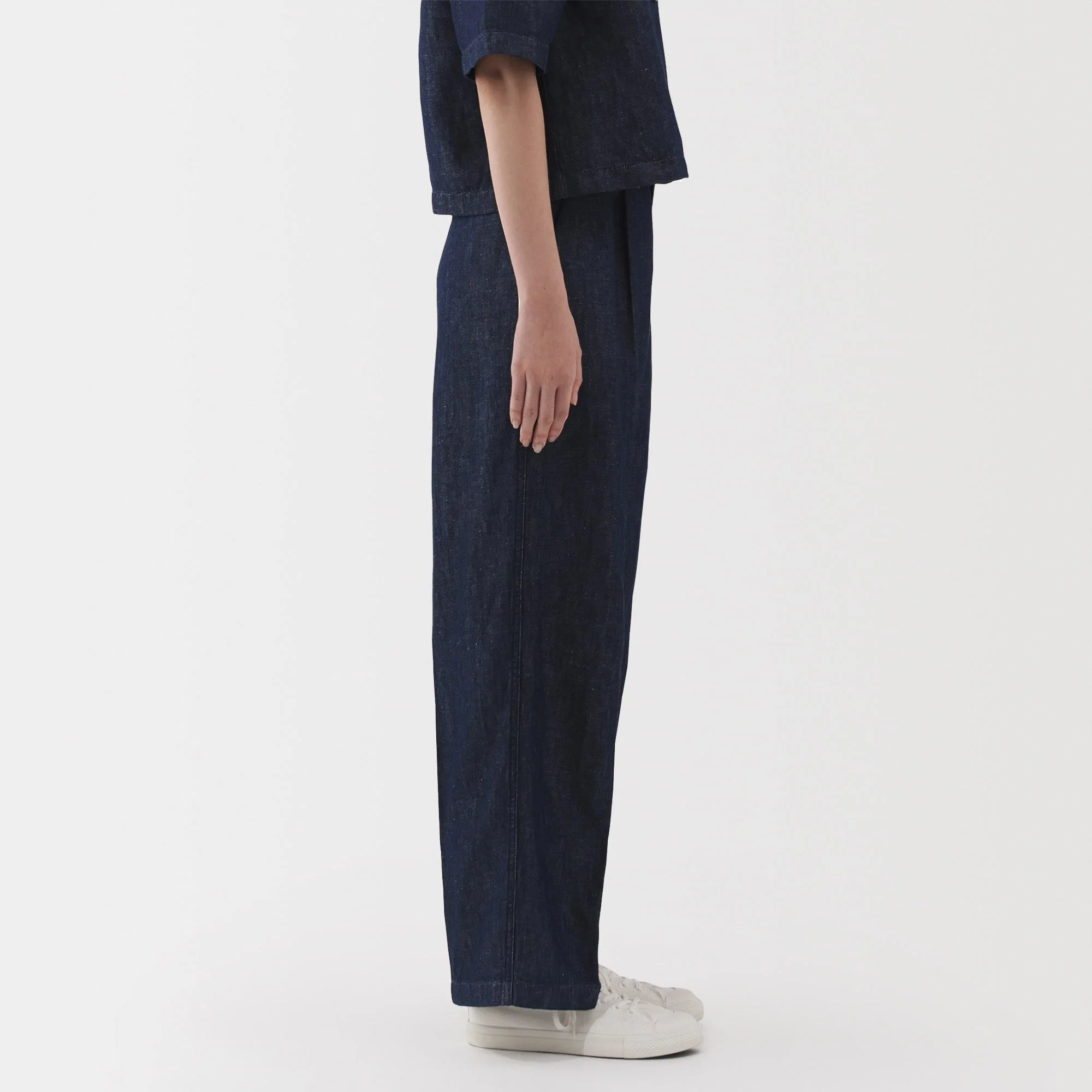 Women's Hemp Blend Denim Darted Wide Pants - Image 3