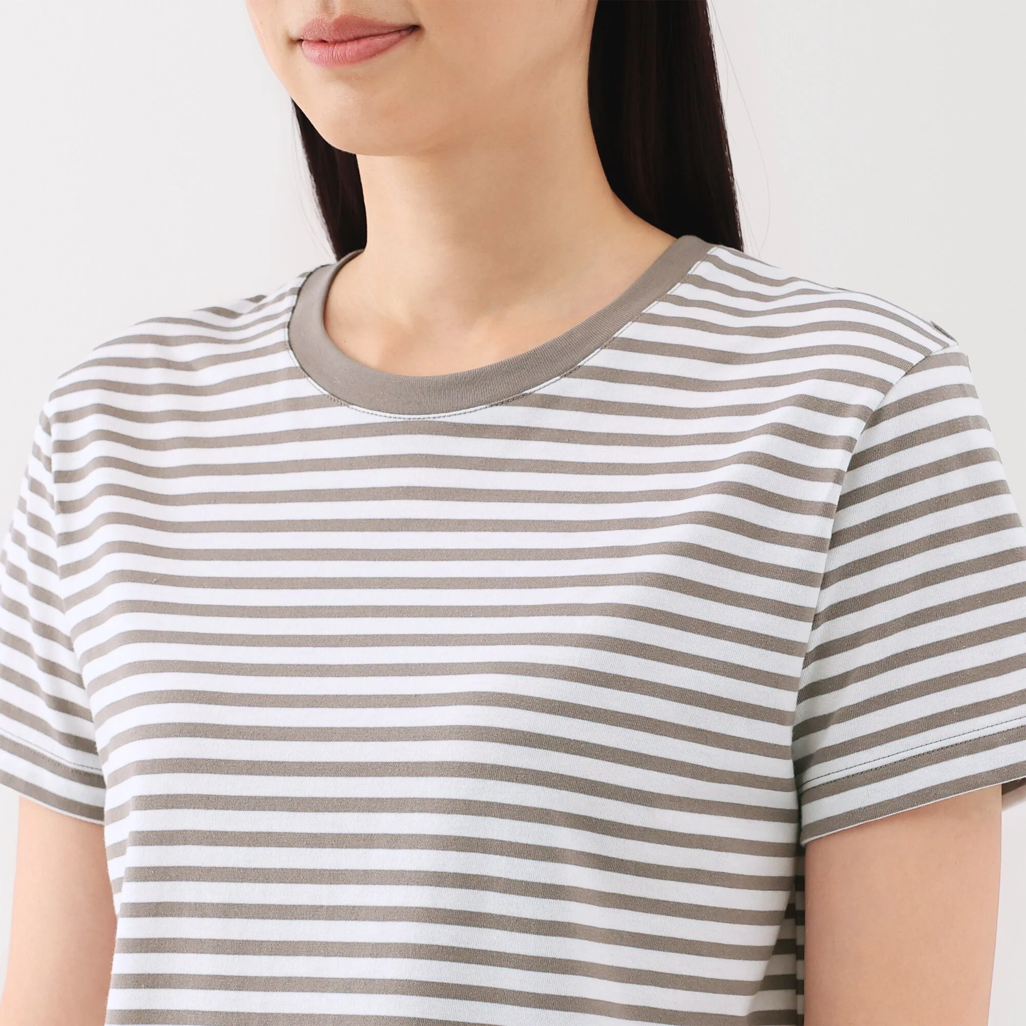 Women's Jersey Crew Neck Short Sleeve Striped T-Shirt - Image 31