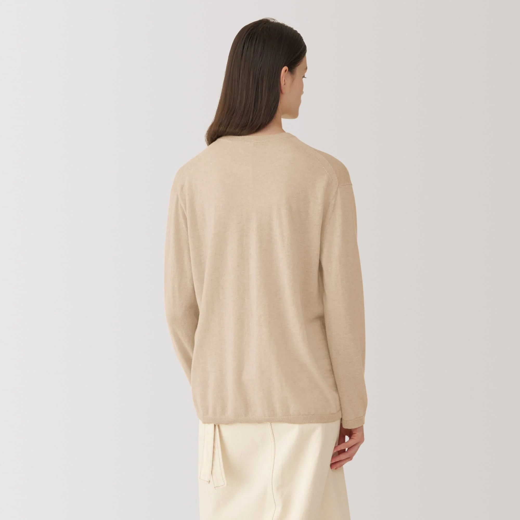 Labo Women's Natural Cashmere Crew Neck Sweater - Image 12