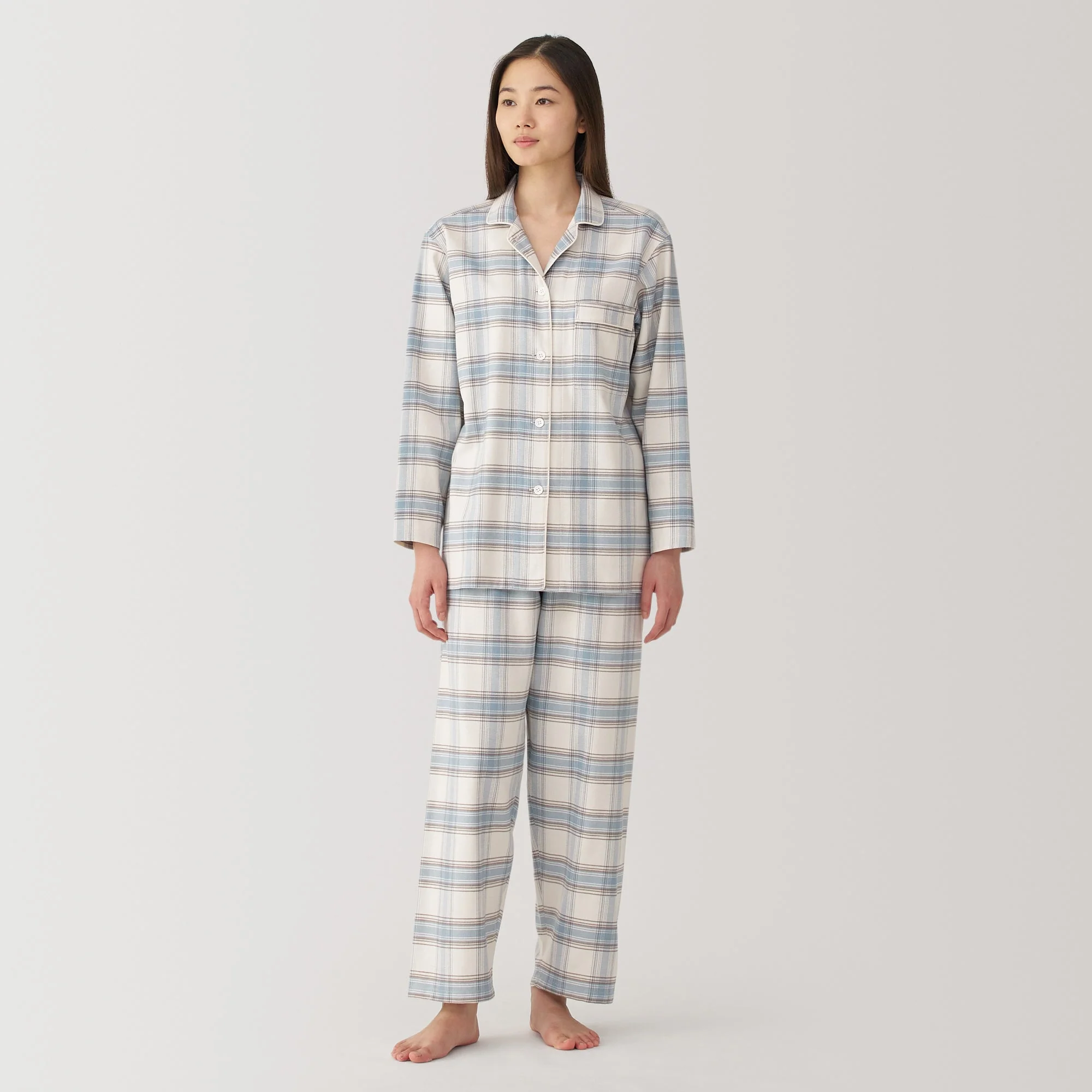 Women's Side Seamless Flannel Pajamas - Image 3