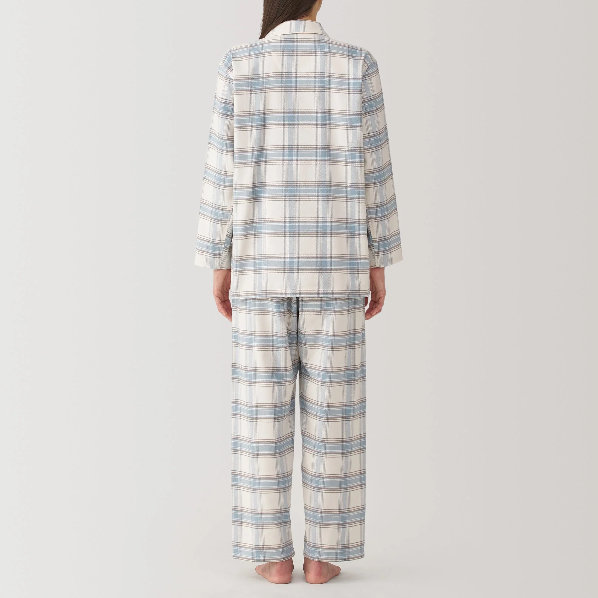 Women's Side Seamless Flannel Pajamas - Image 6