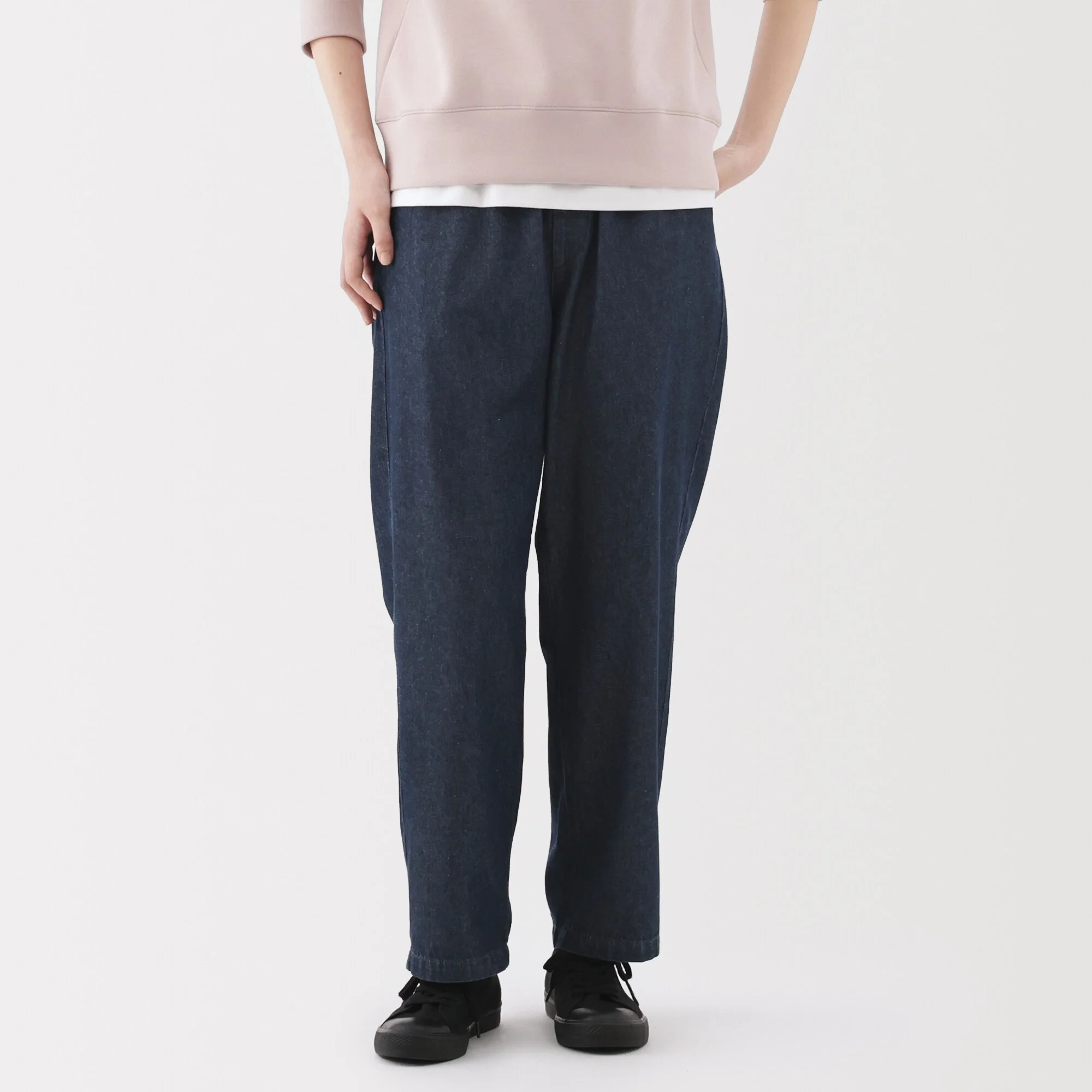 Women's Washed Denim Easy Tapered Pants - Image 12