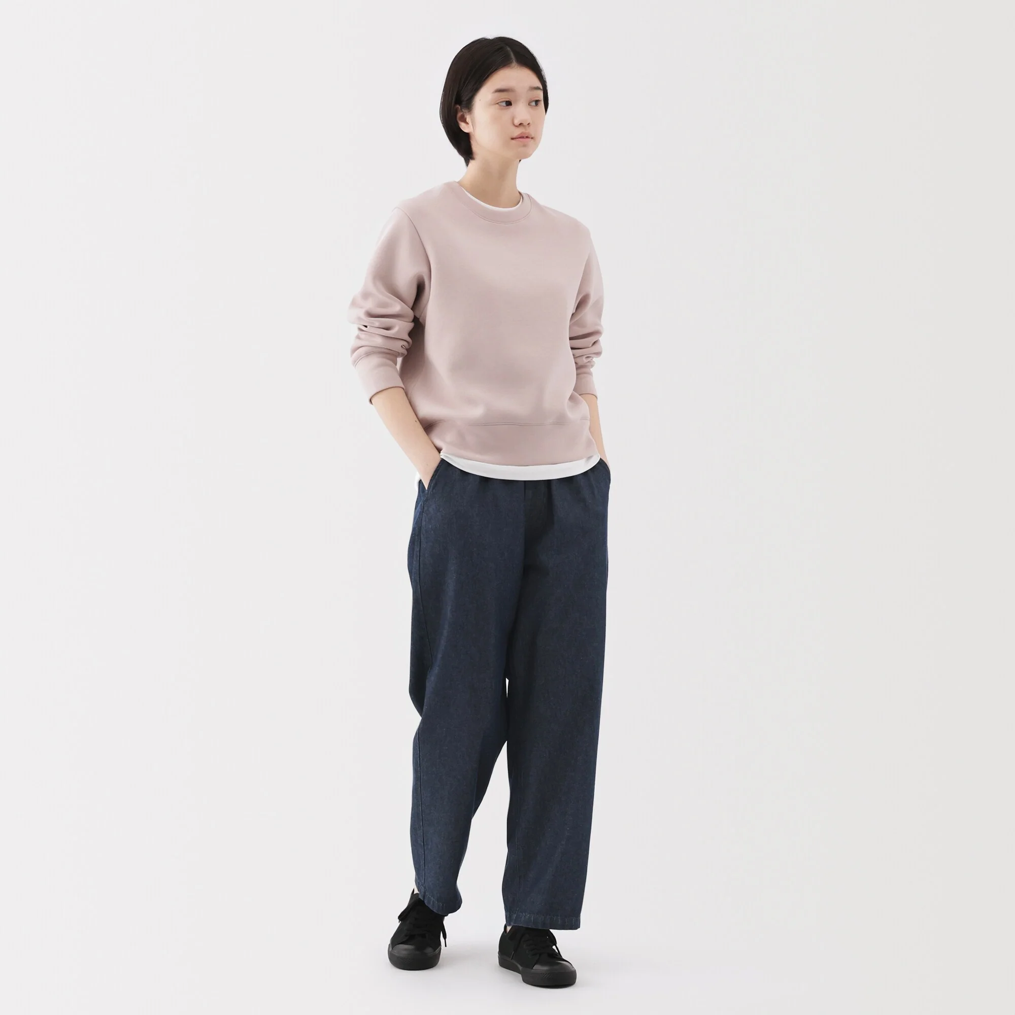 Women's Washed Denim Easy Tapered Pants - Image 13