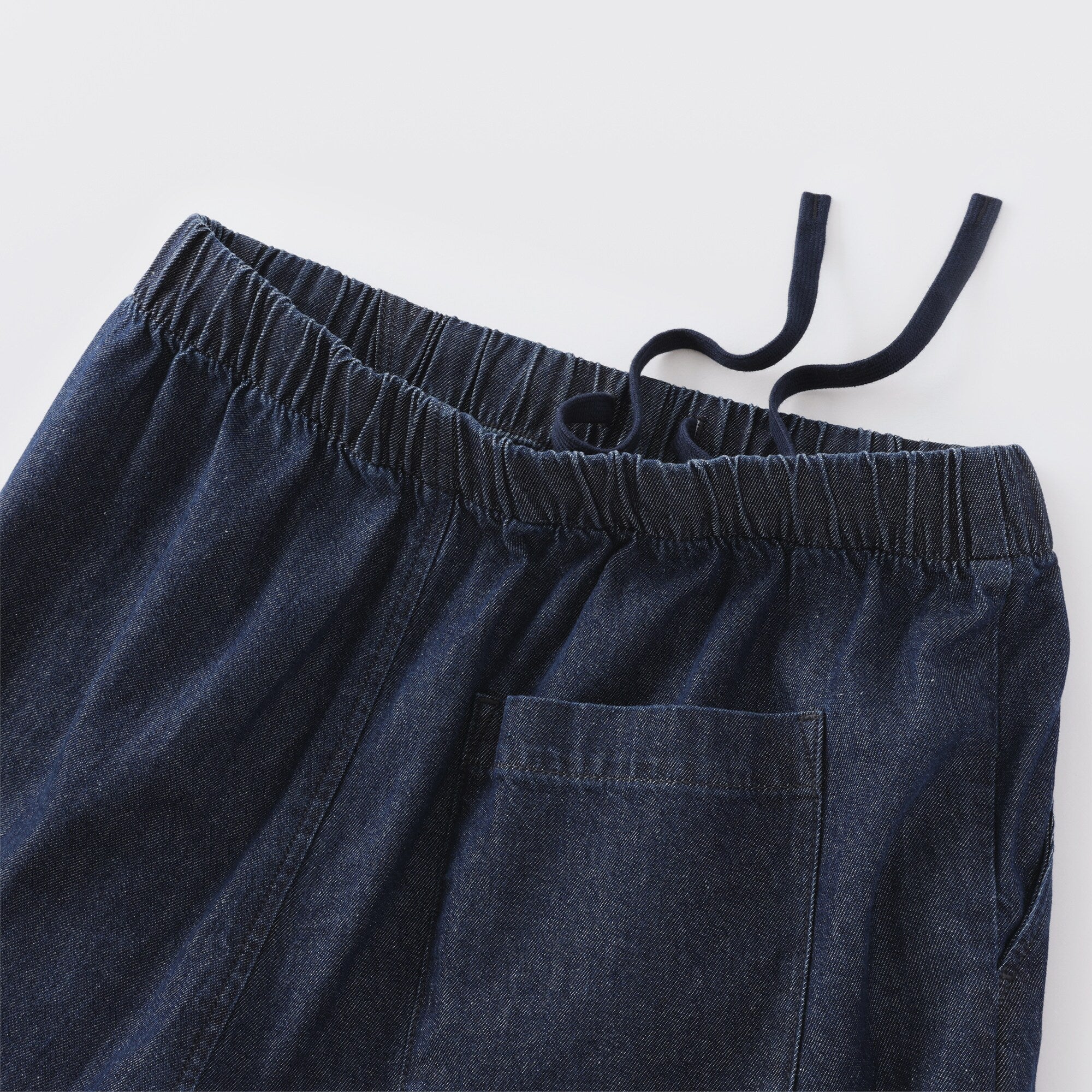 Women's Washed Denim Easy Tapered Pants - Image 18