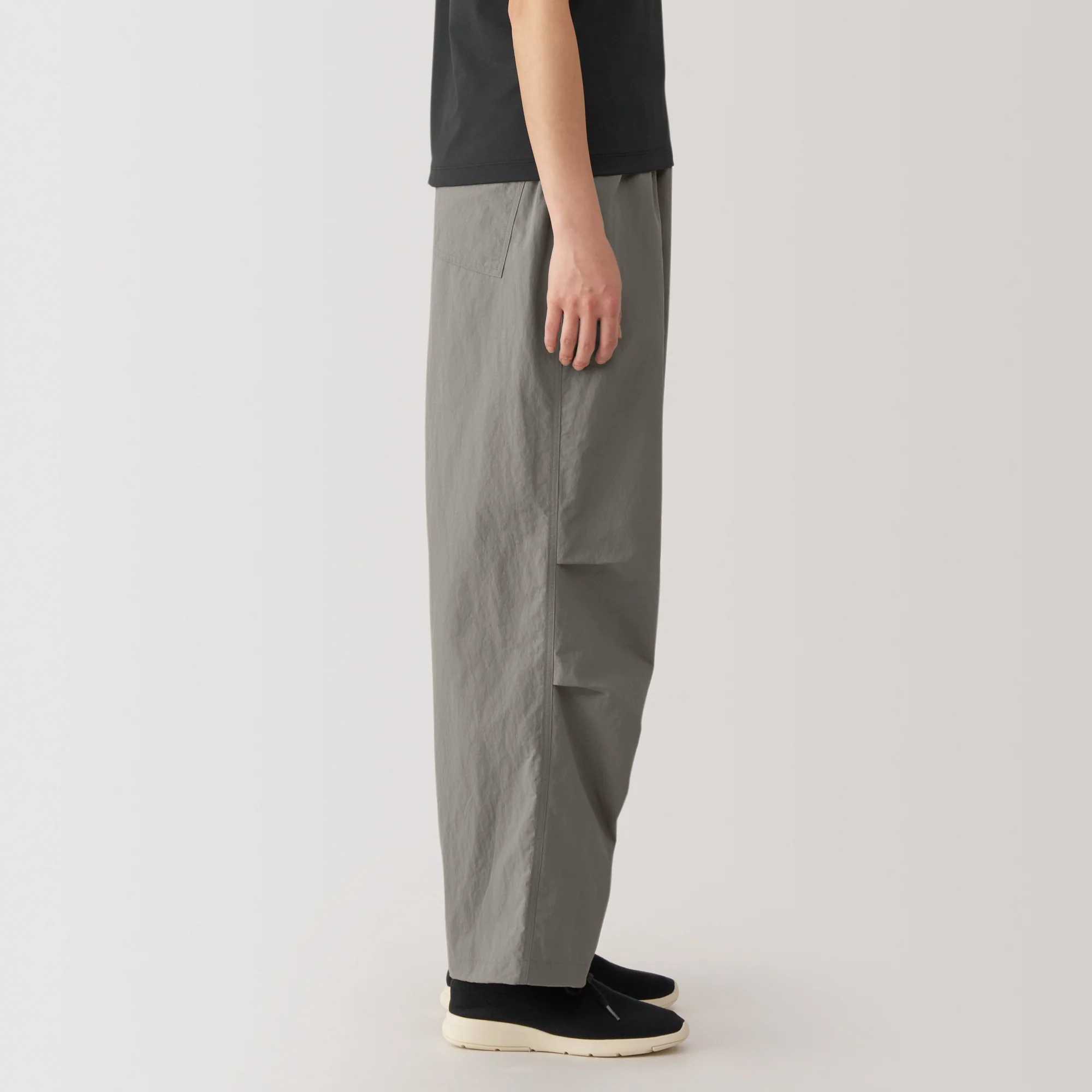 Women's Water Repellent Nylon Wind Wide Pants - Image 16