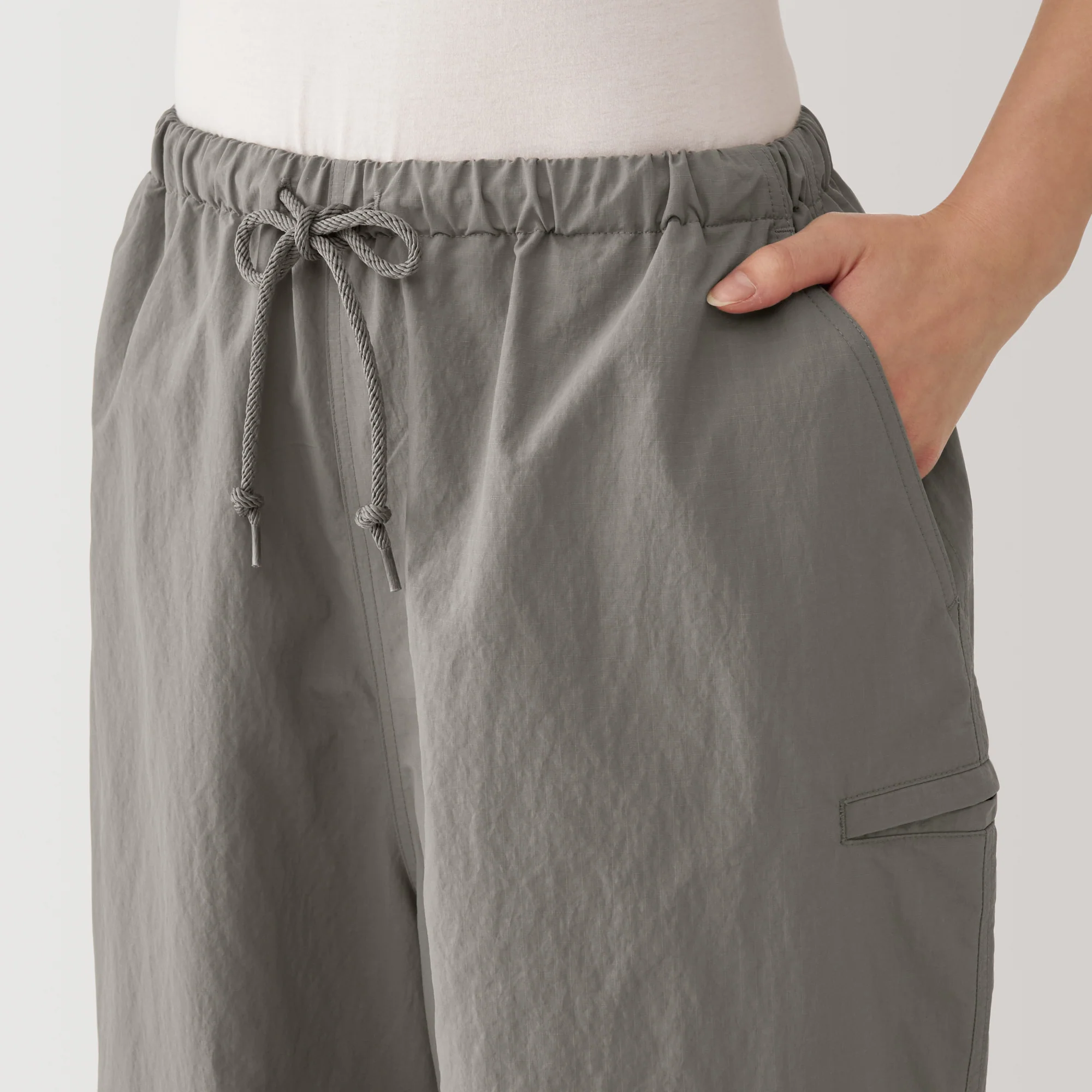 Women's Water Repellent Nylon Wind Wide Pants - Image 18