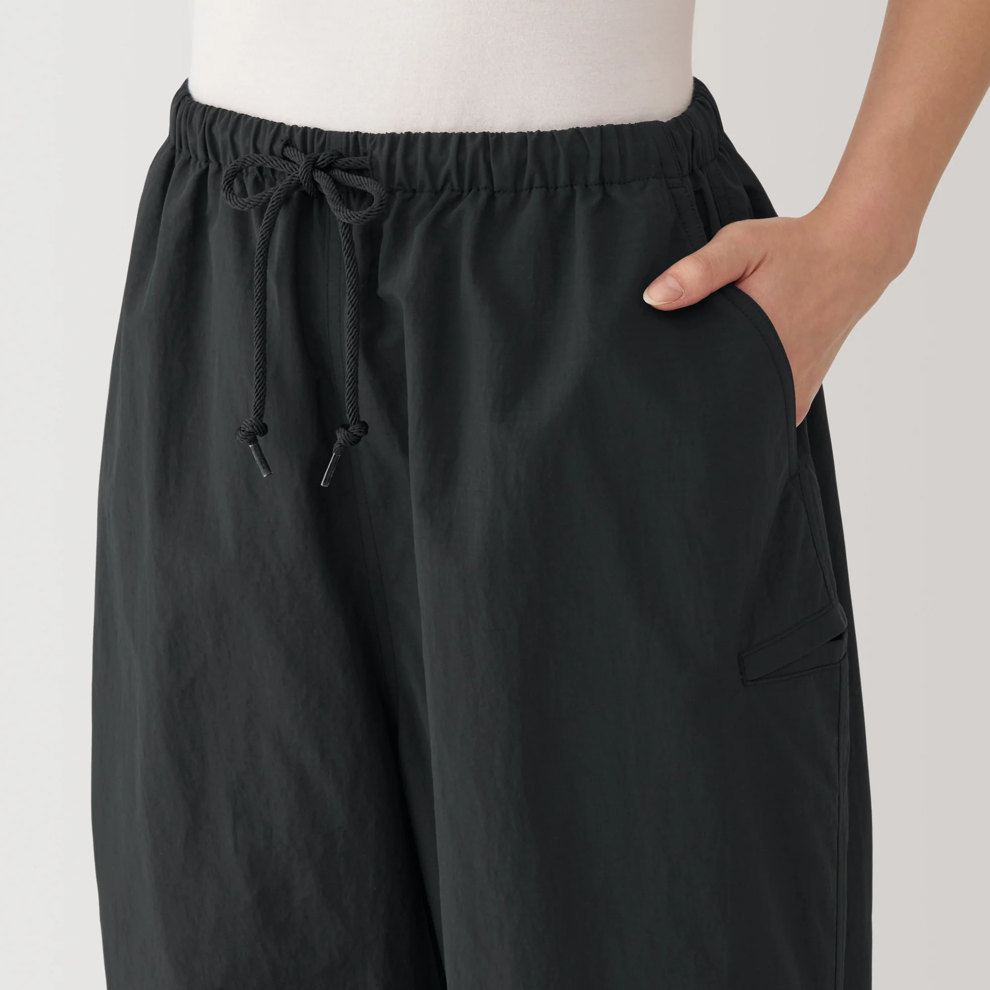 Women's Water Repellent Nylon Wind Wide Pants - Image 40