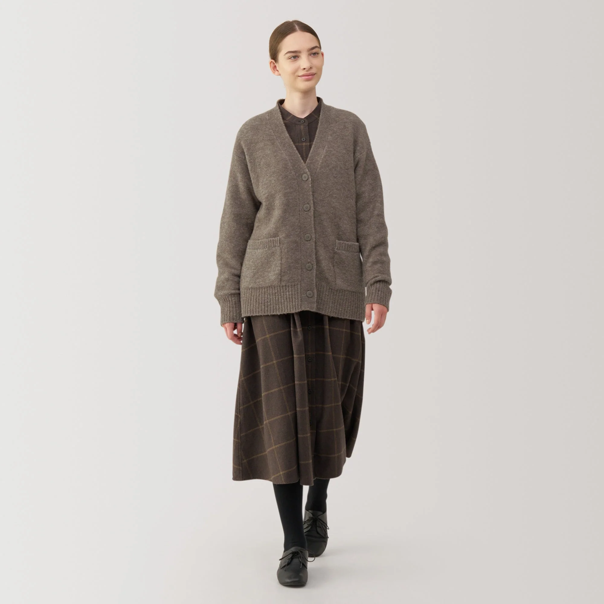 Women's Wool Blend Boucle V-Neck Cardigan - Image 20