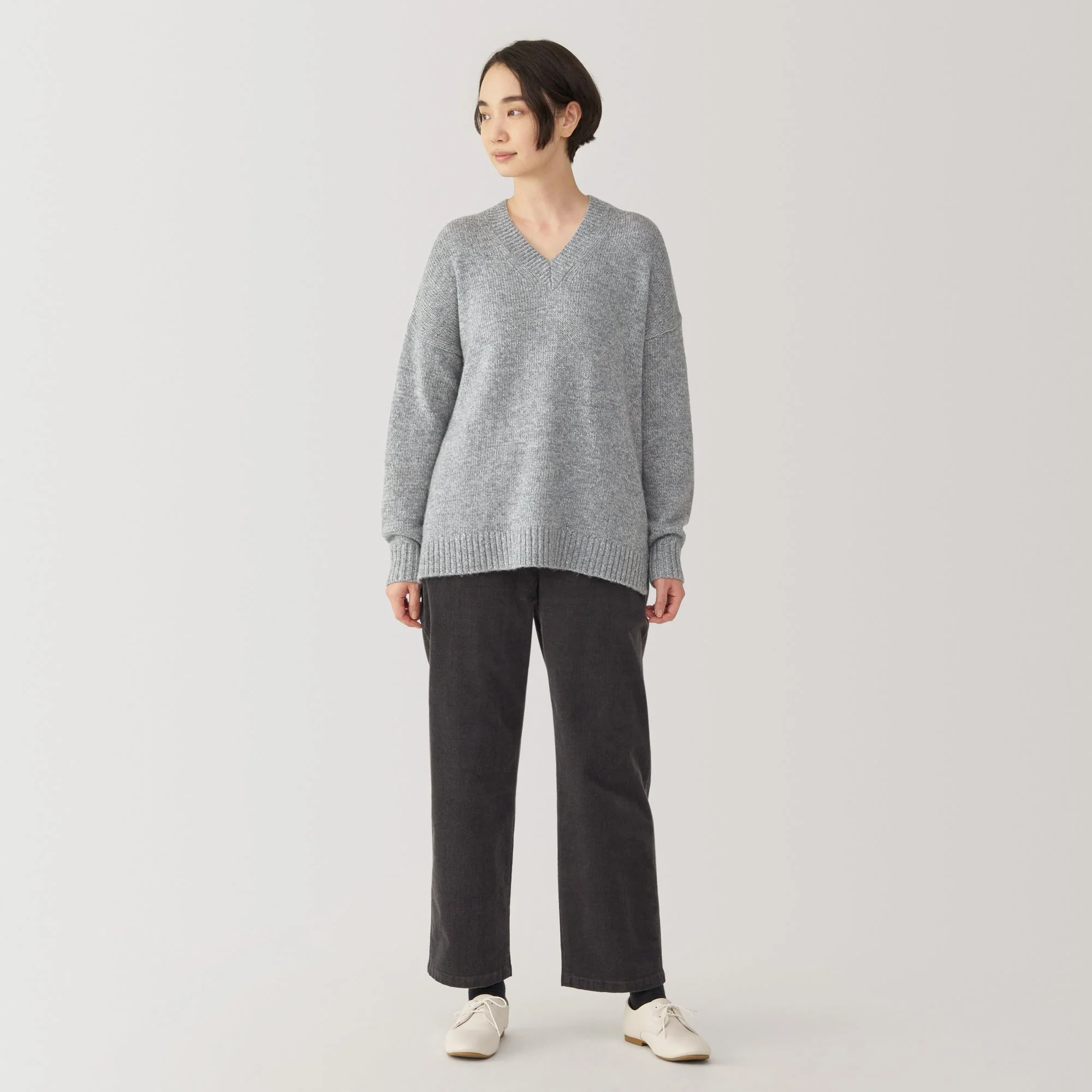 Women's Yak Wool Blend V-Neck Sweater - Image 4